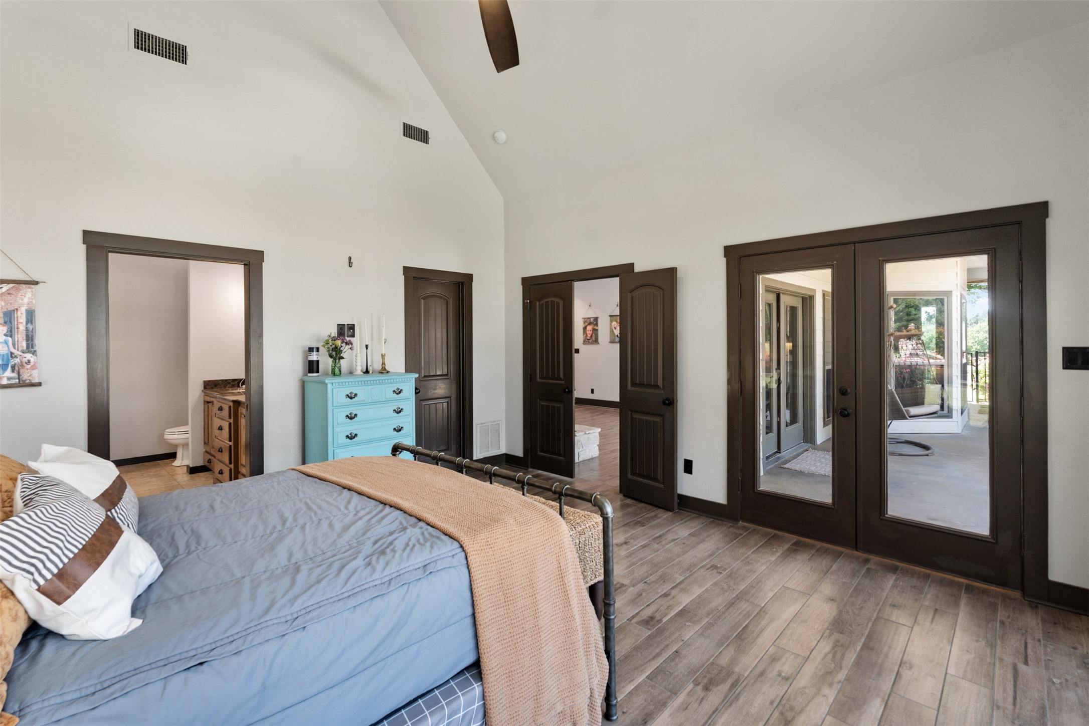 106 Timber Hill Drive