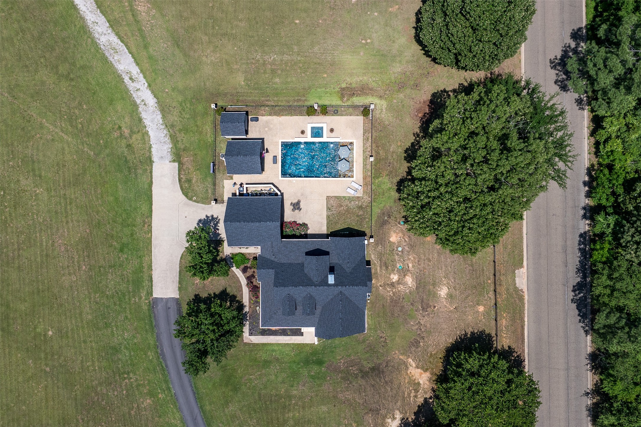 106 Timber Hill Drive