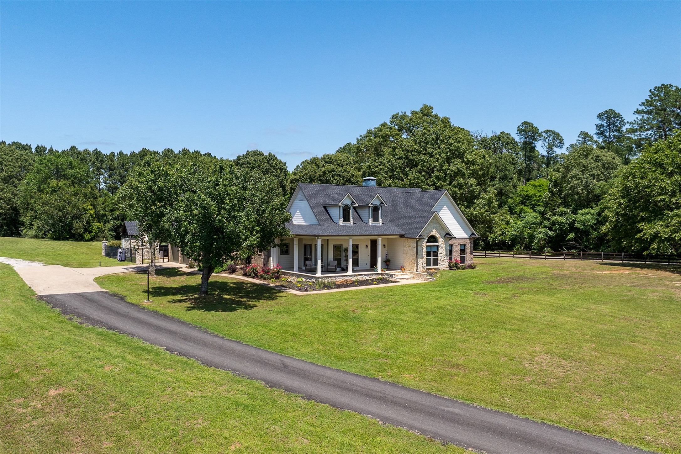 106 Timber Hill Drive