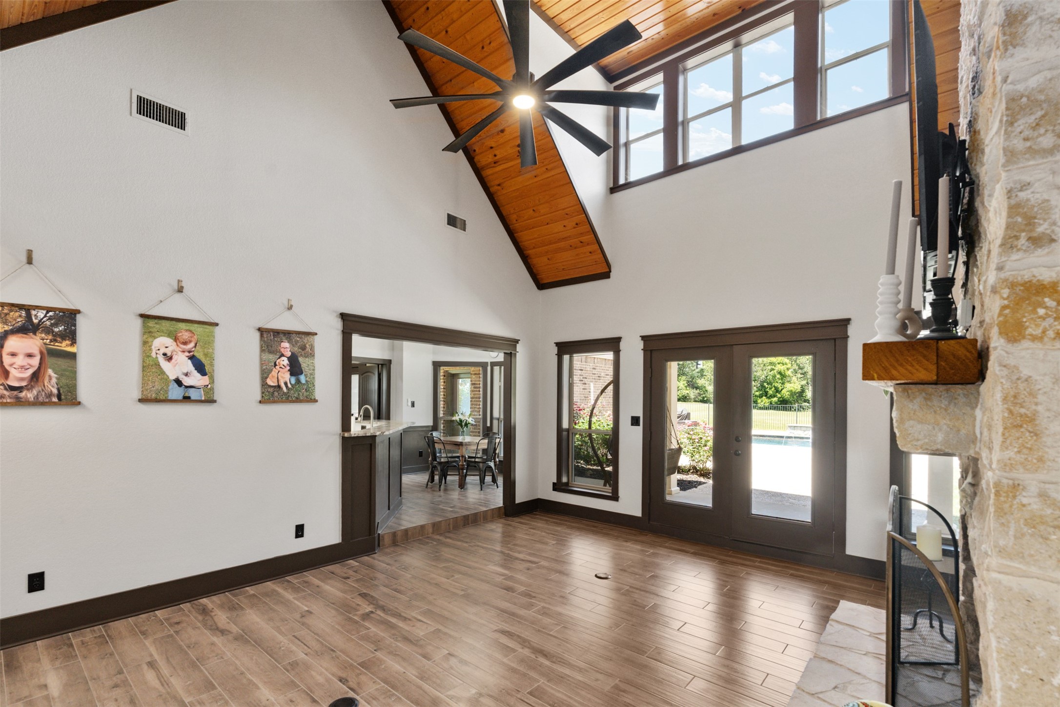 106 Timber Hill Drive