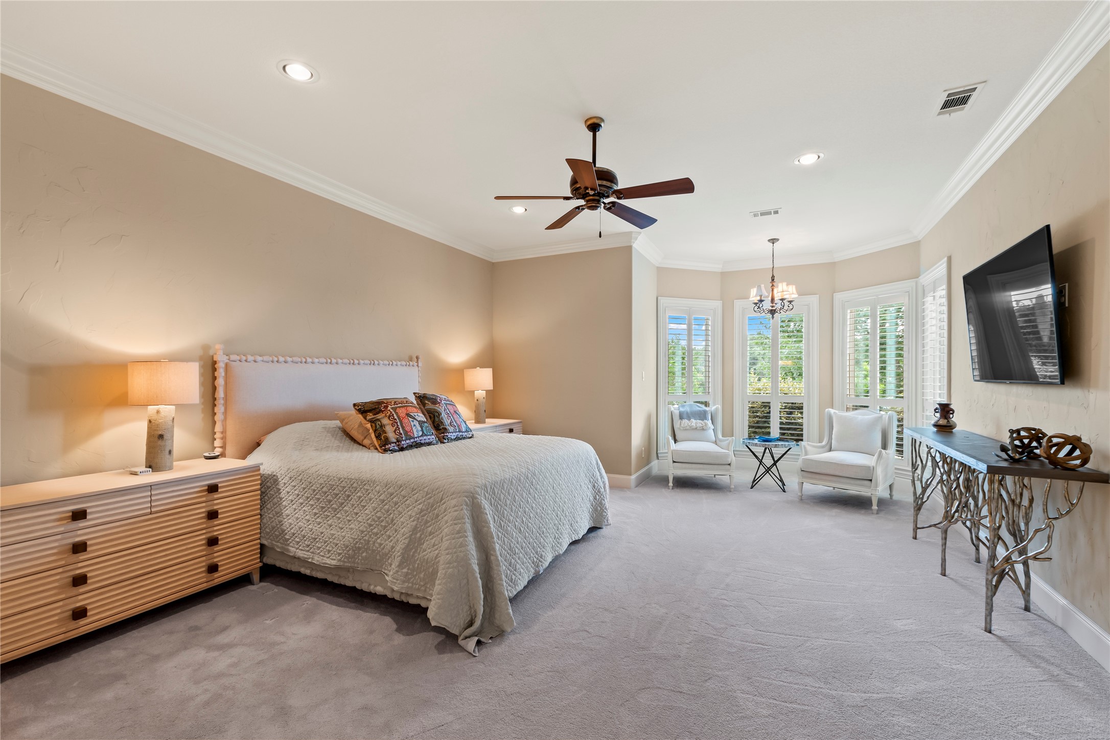 229 Lakeside Drive