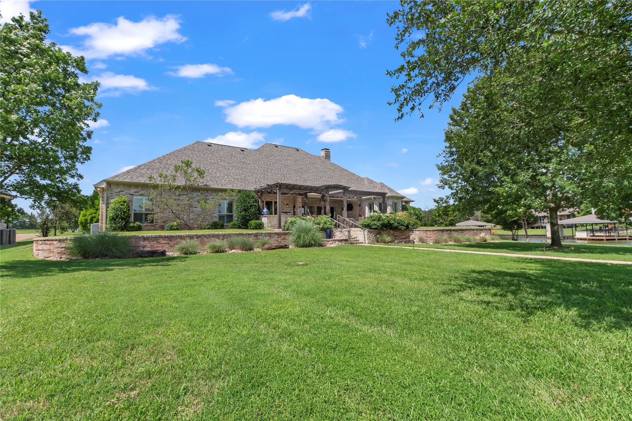 229 Lakeside Drive