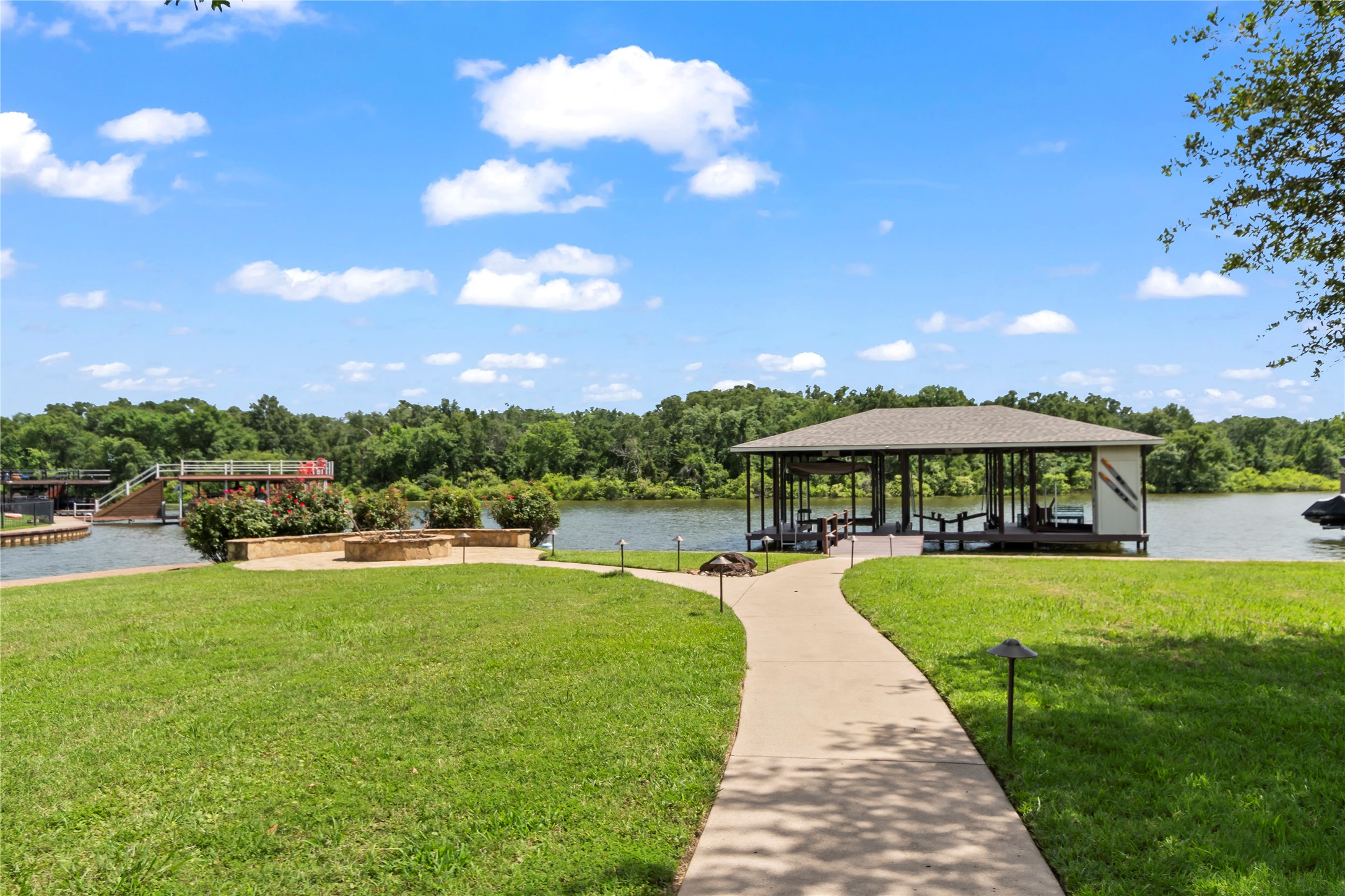 229 Lakeside Drive