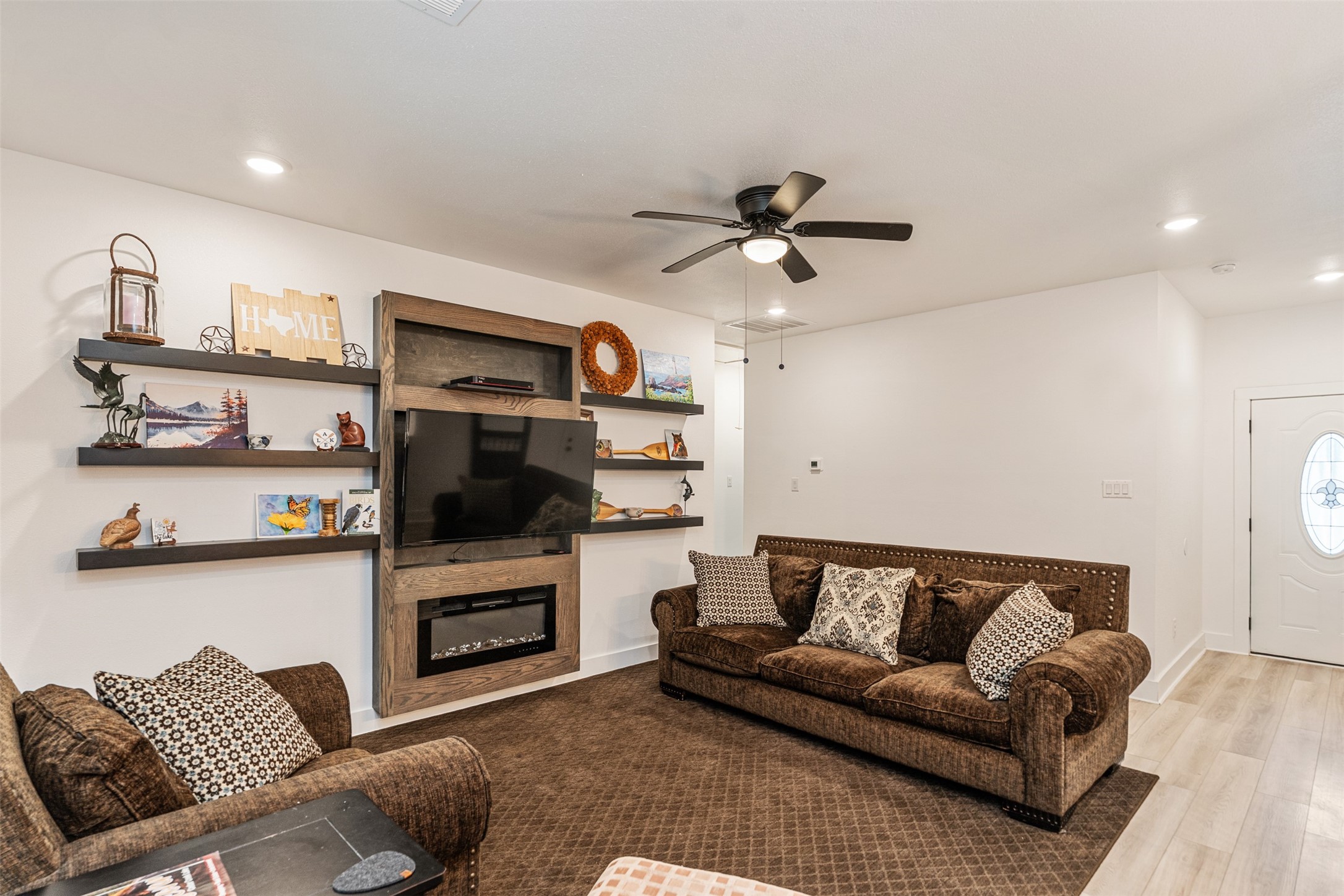 118 Channelview Drive