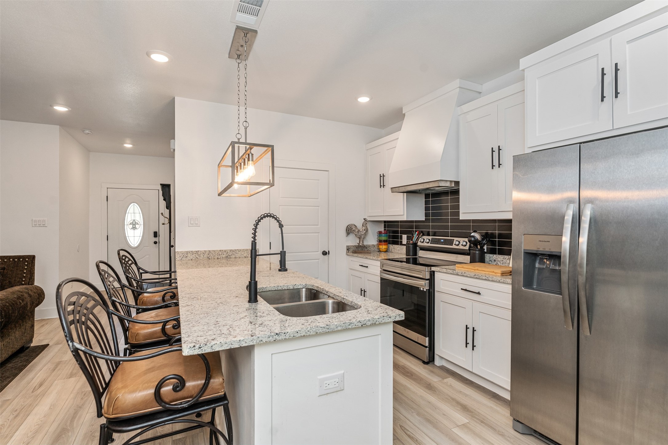 118 Channelview Drive