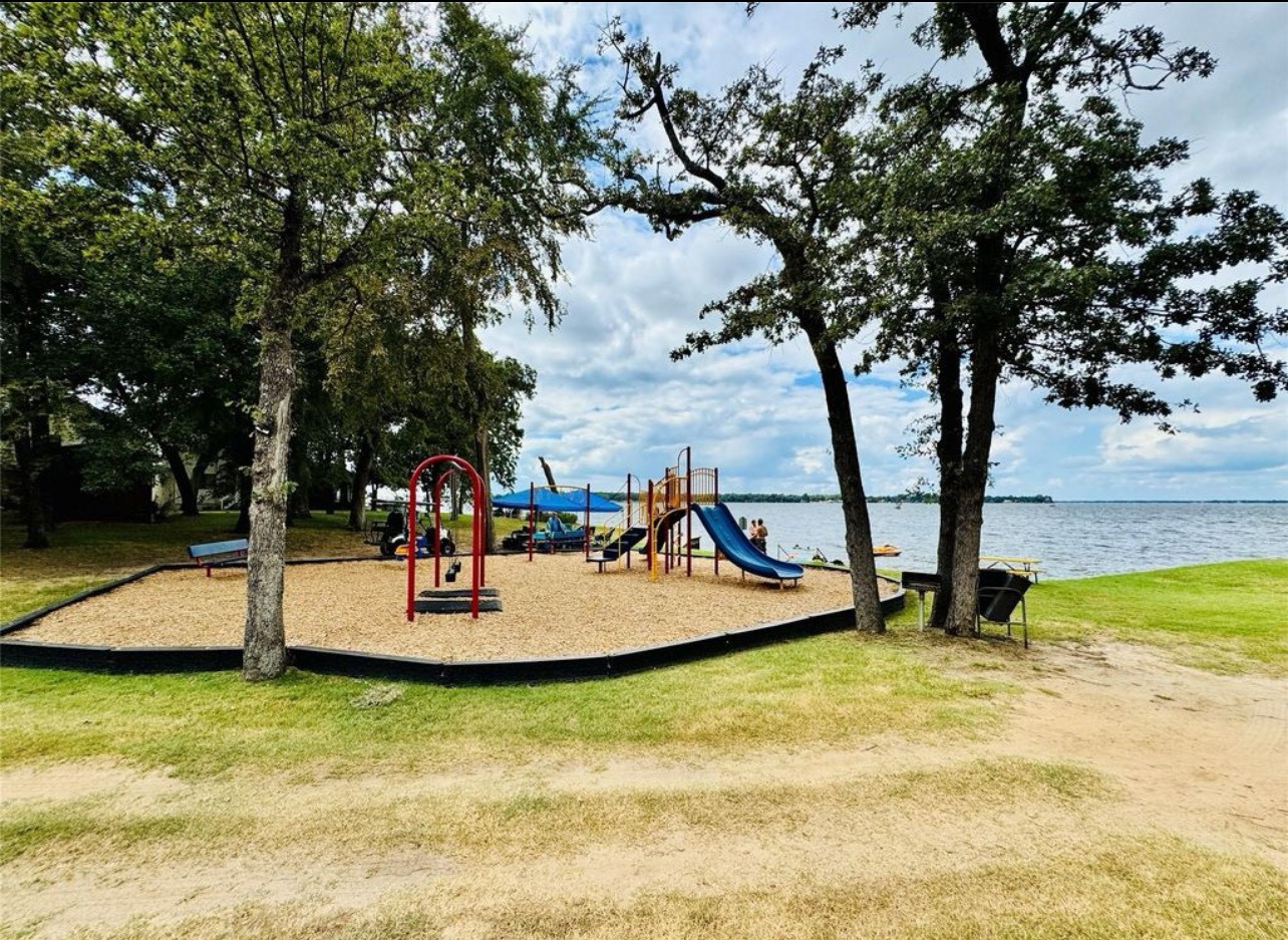 118 Channelview Drive