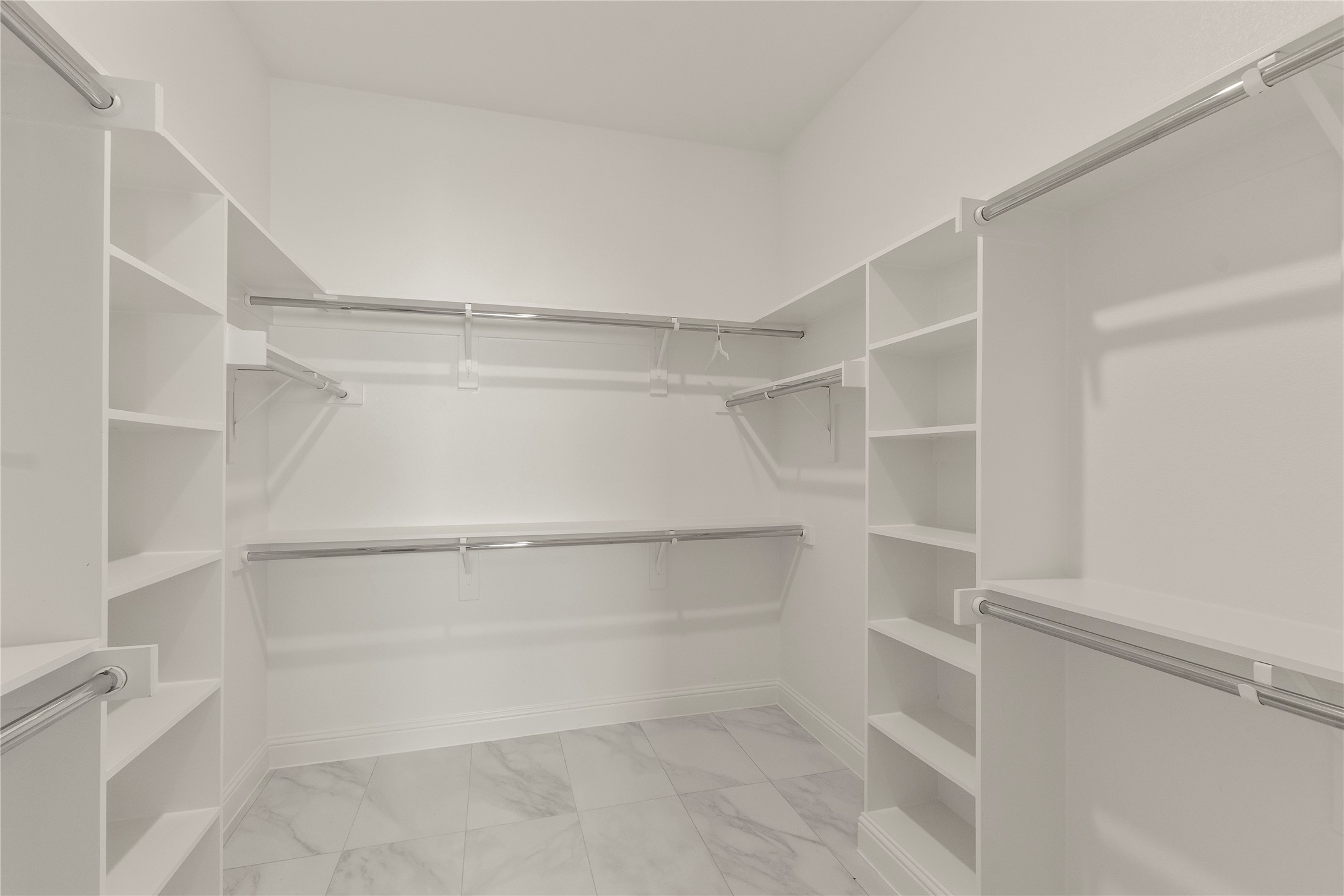 221 Saint Andrews Drive