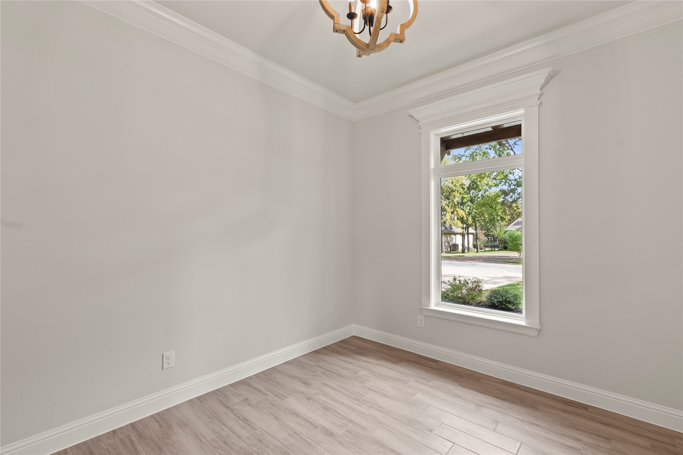 221 Saint Andrews Drive