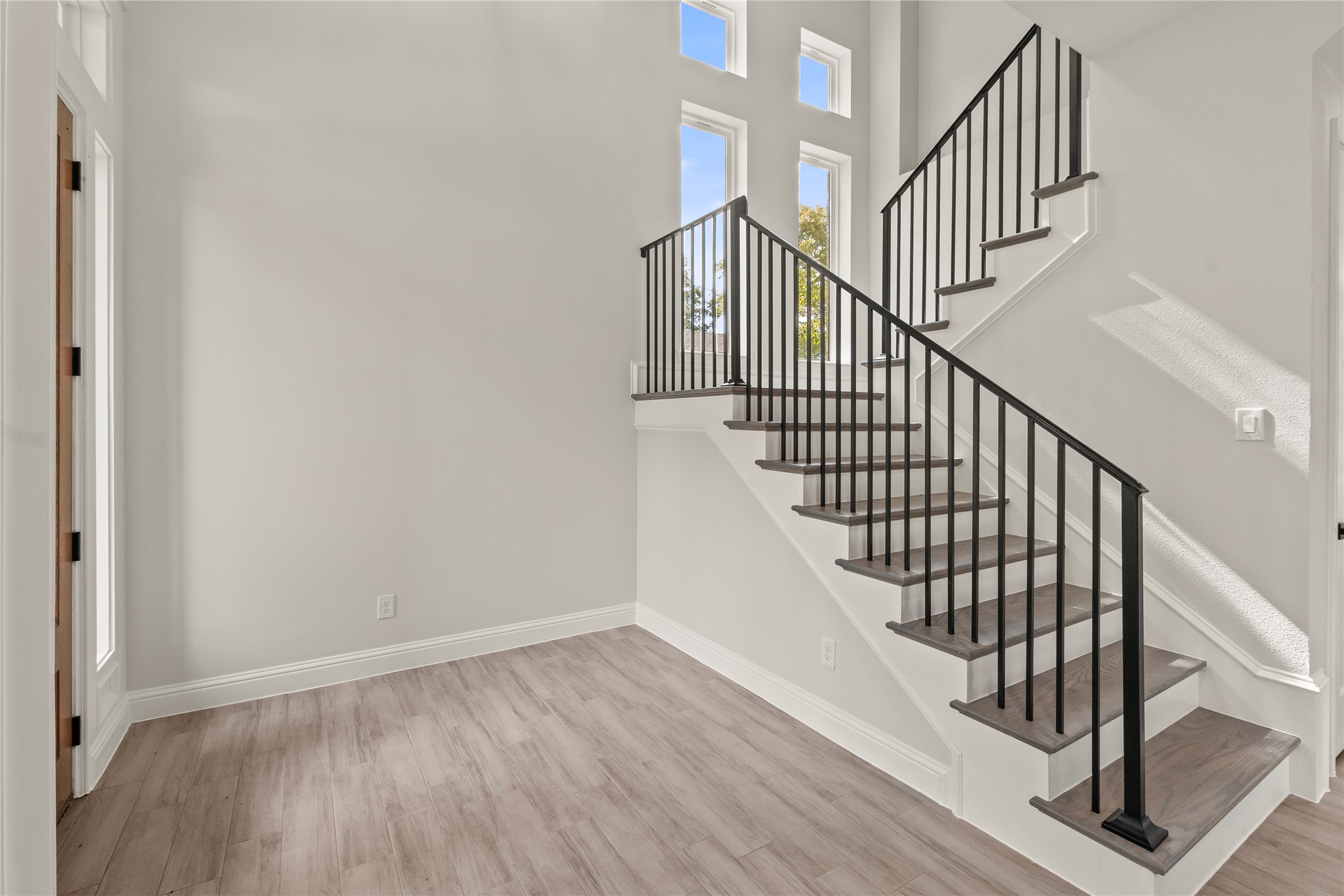 221 Saint Andrews Drive