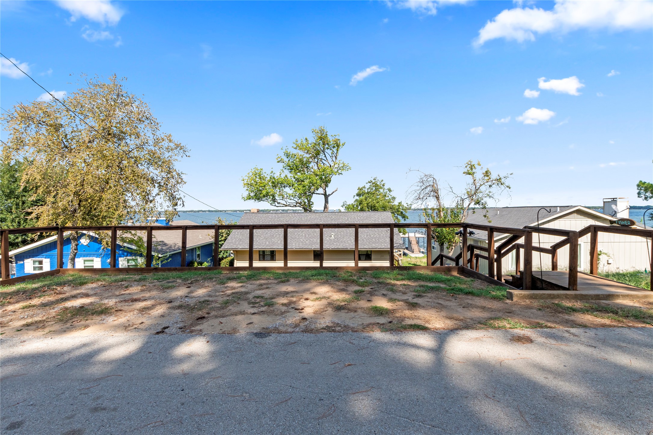 201 Isle Of View Drive