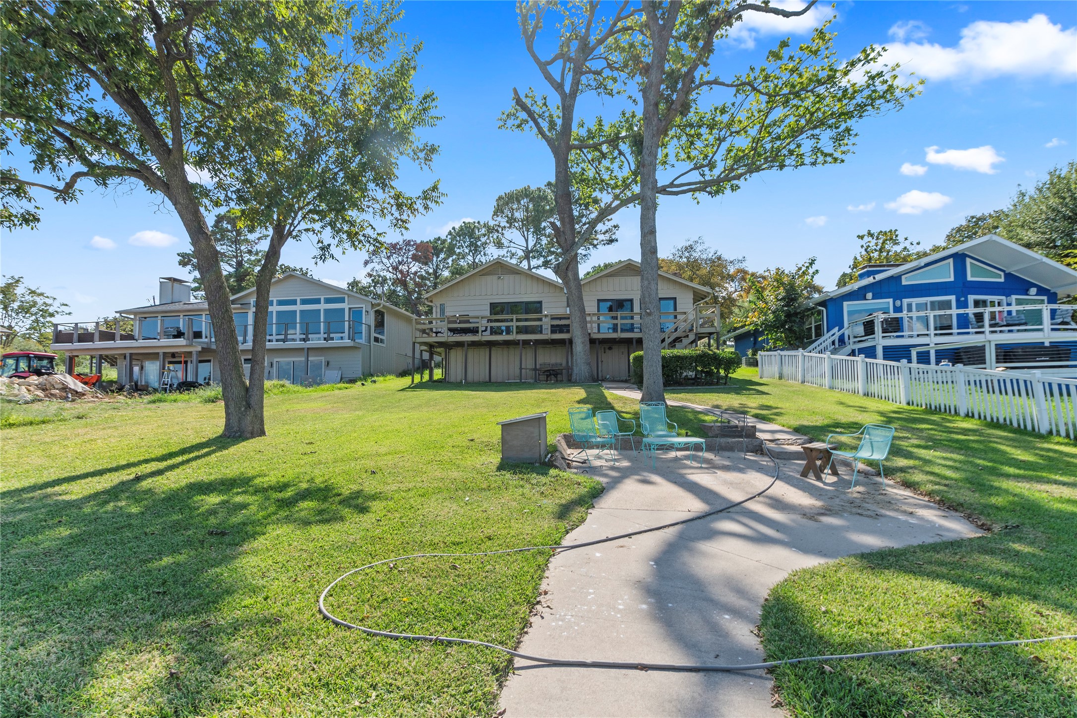 201 Isle Of View Drive