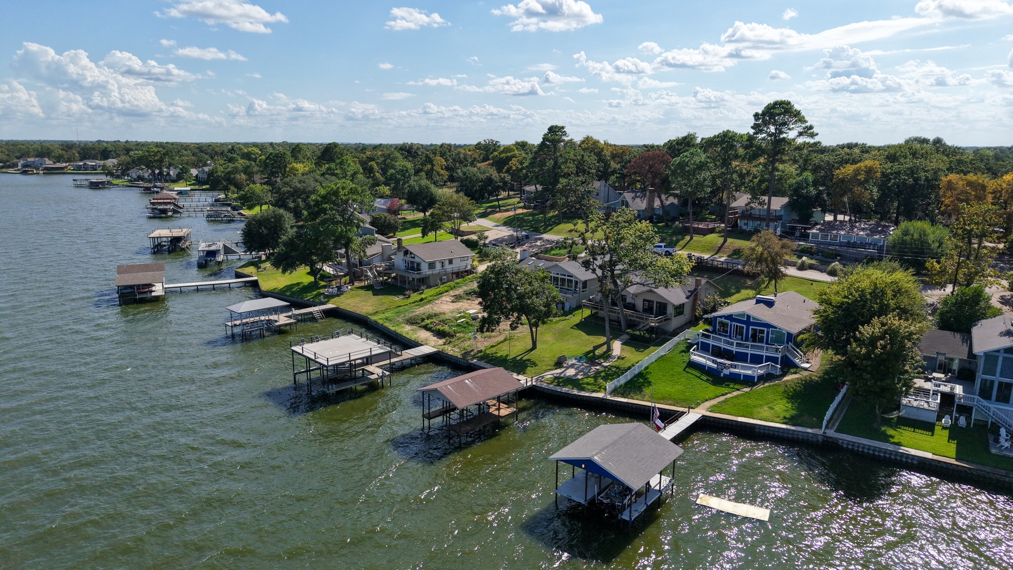 201 Isle Of View Drive