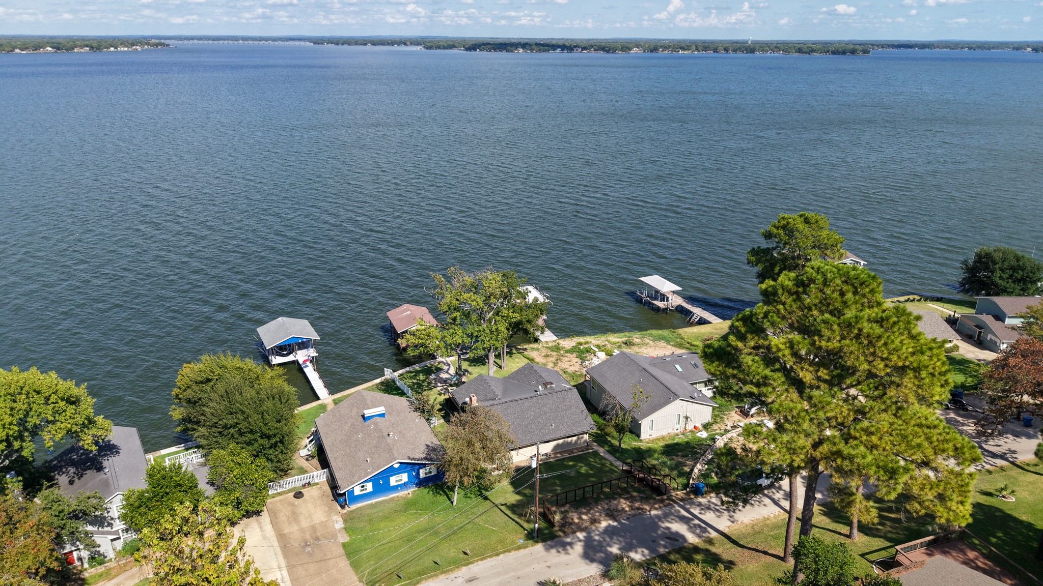 201 Isle Of View Drive