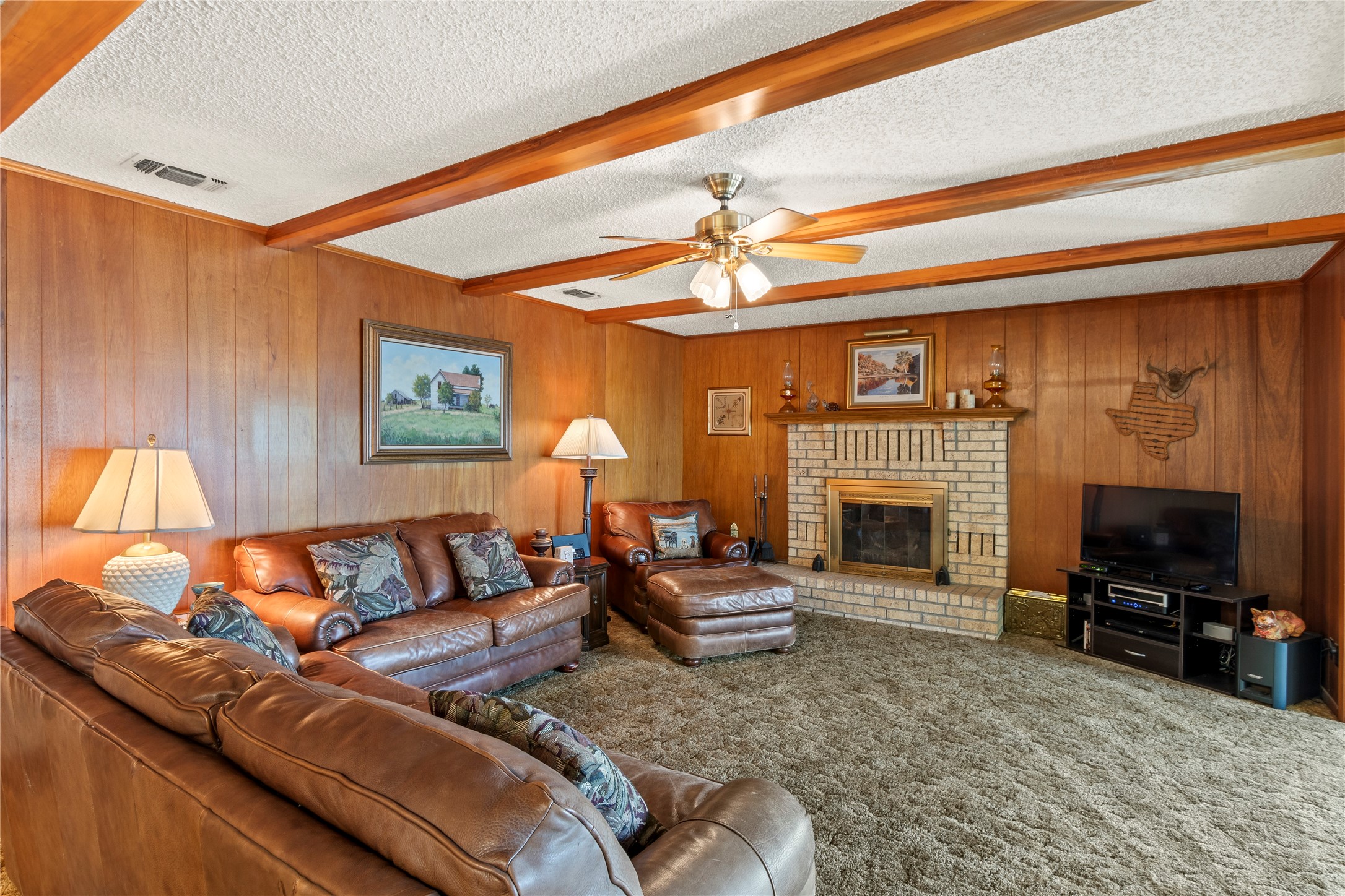 201 Isle Of View Drive