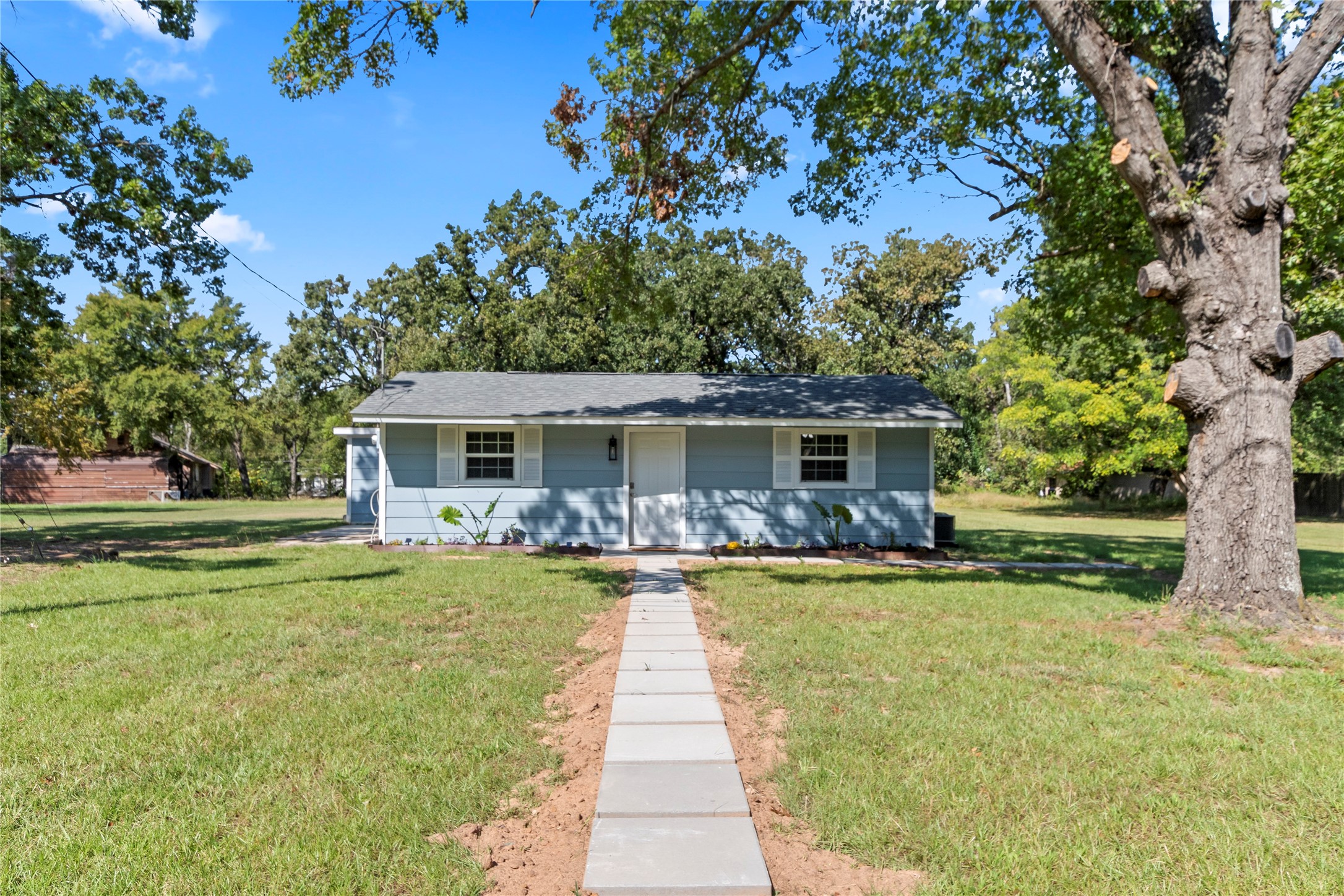 816 Bradleys Bend