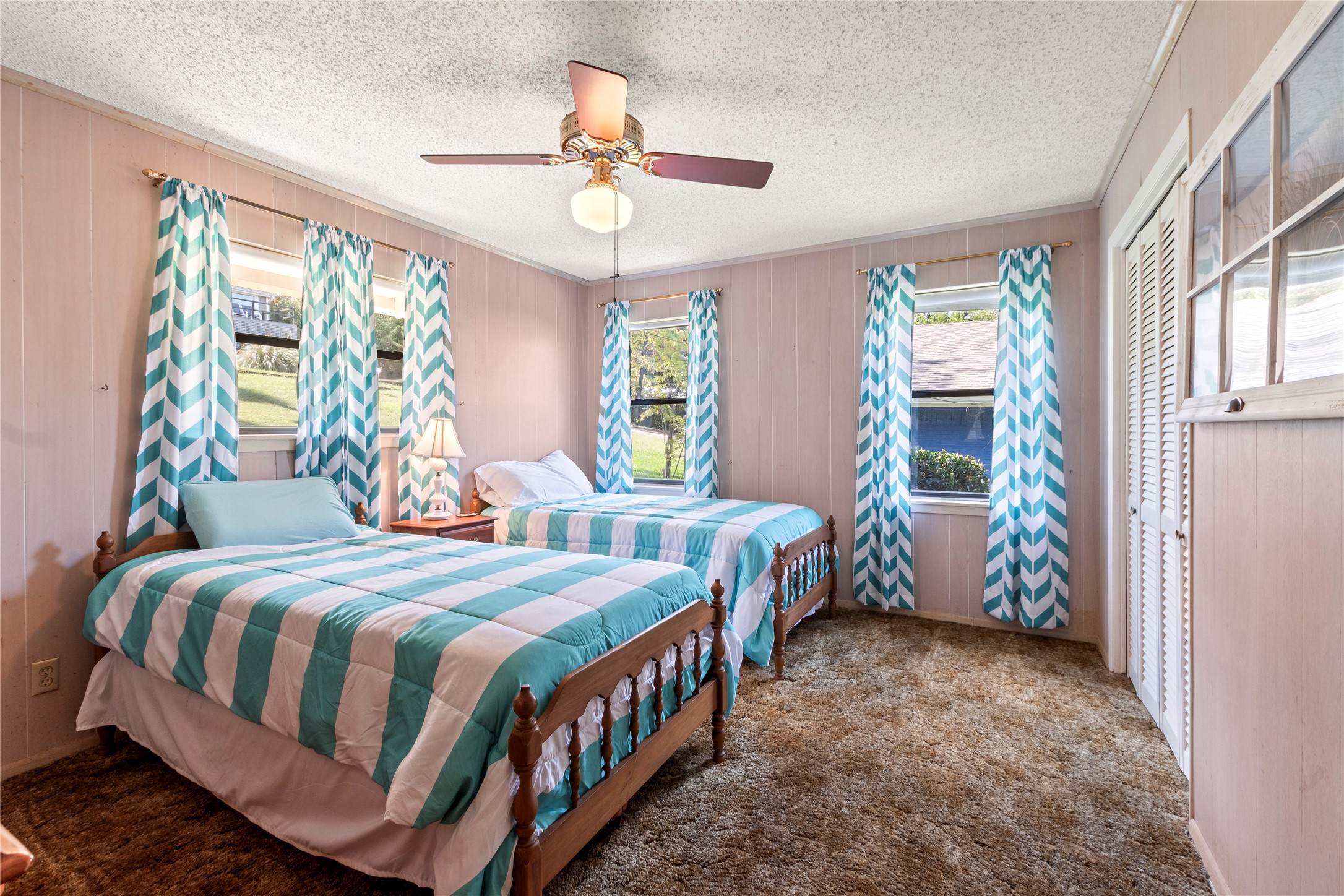 201A Isle Of View Drive