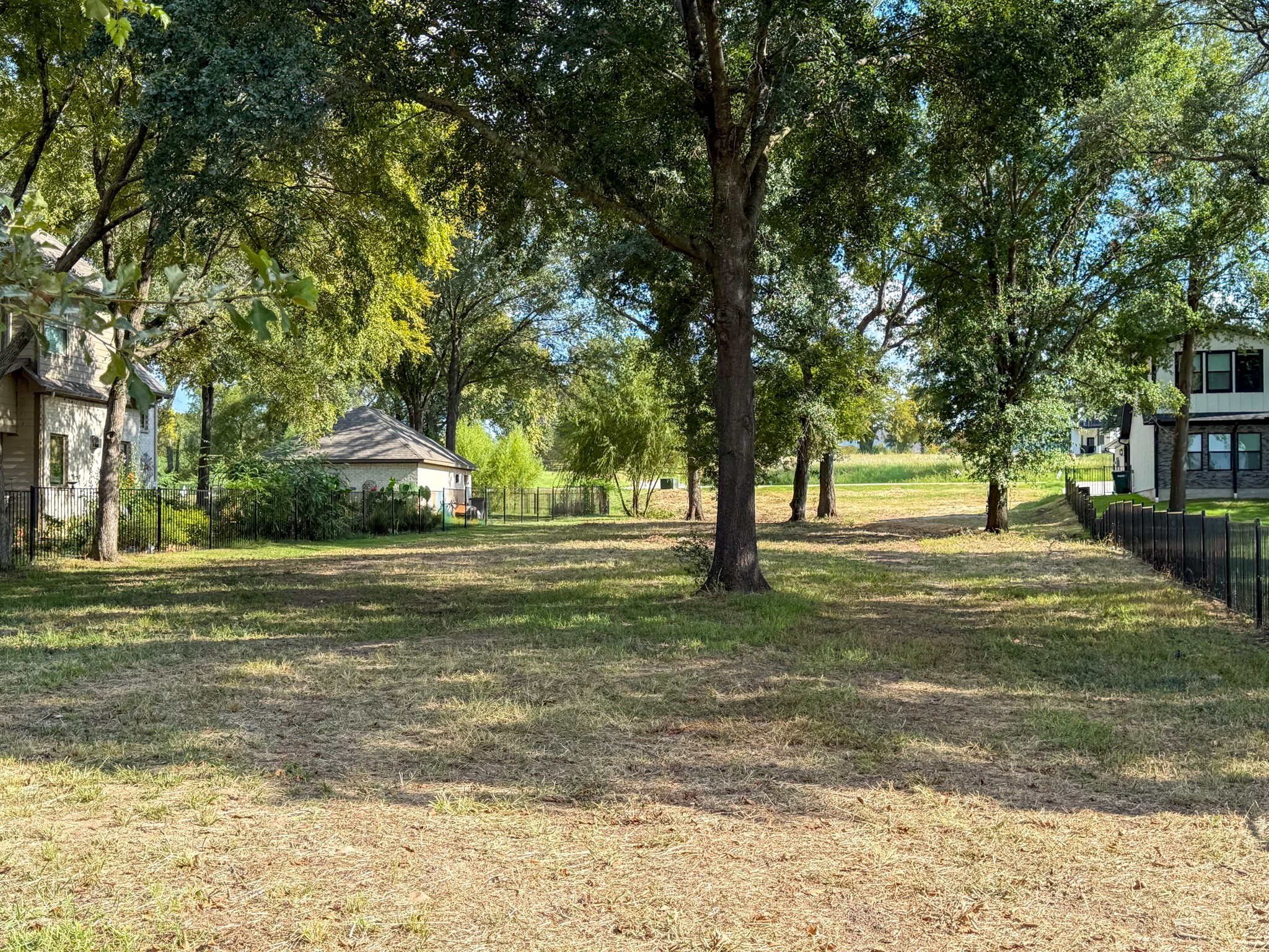 1520 Shoreline Drive