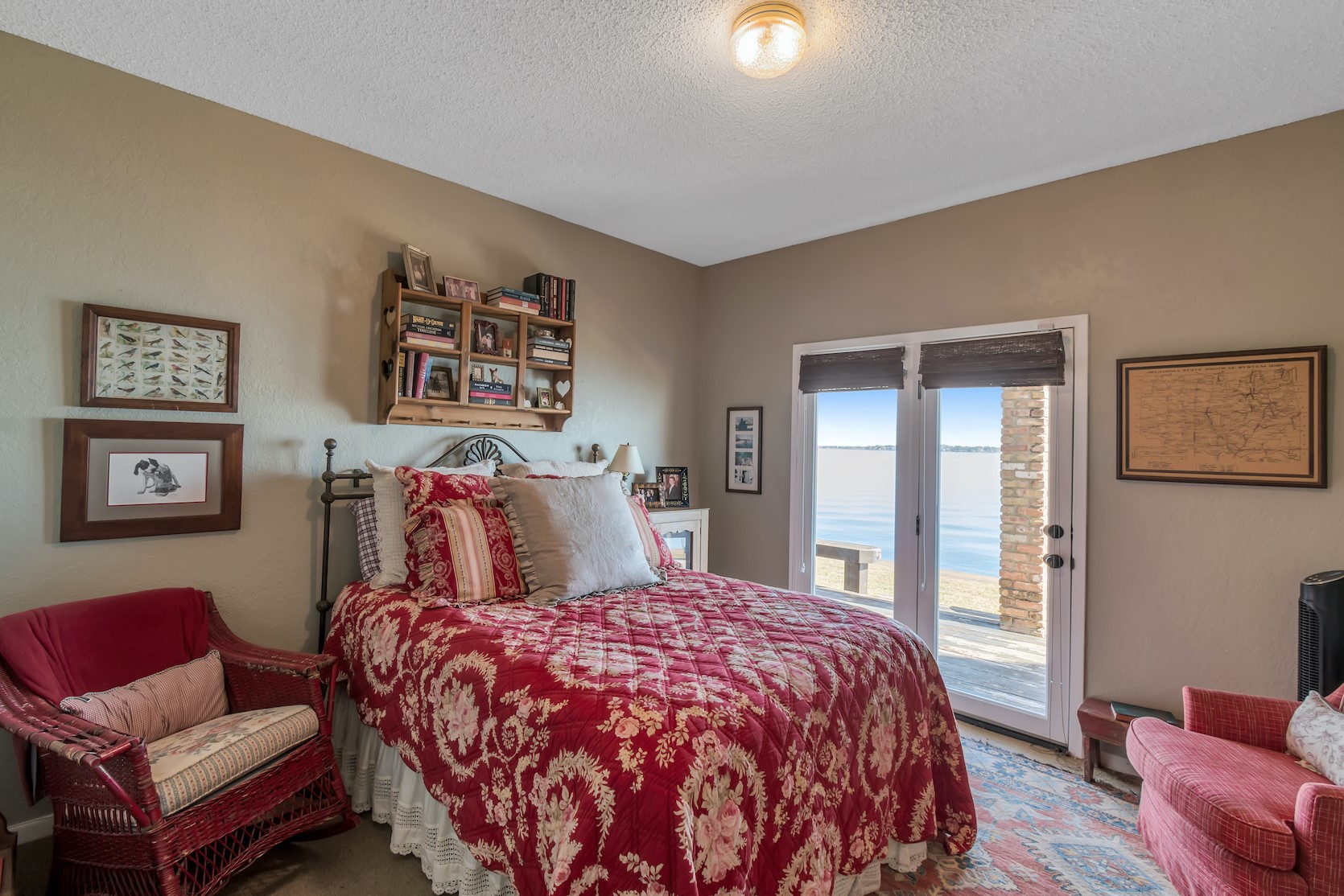 555 Arrowwood Beach Road