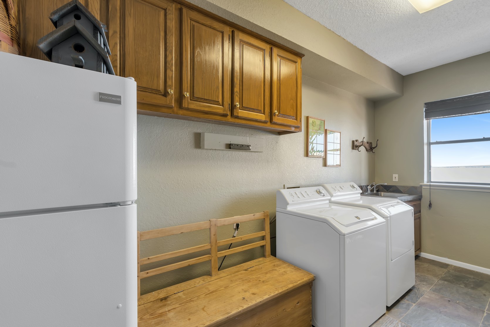 555 Arrowwood Beach Road