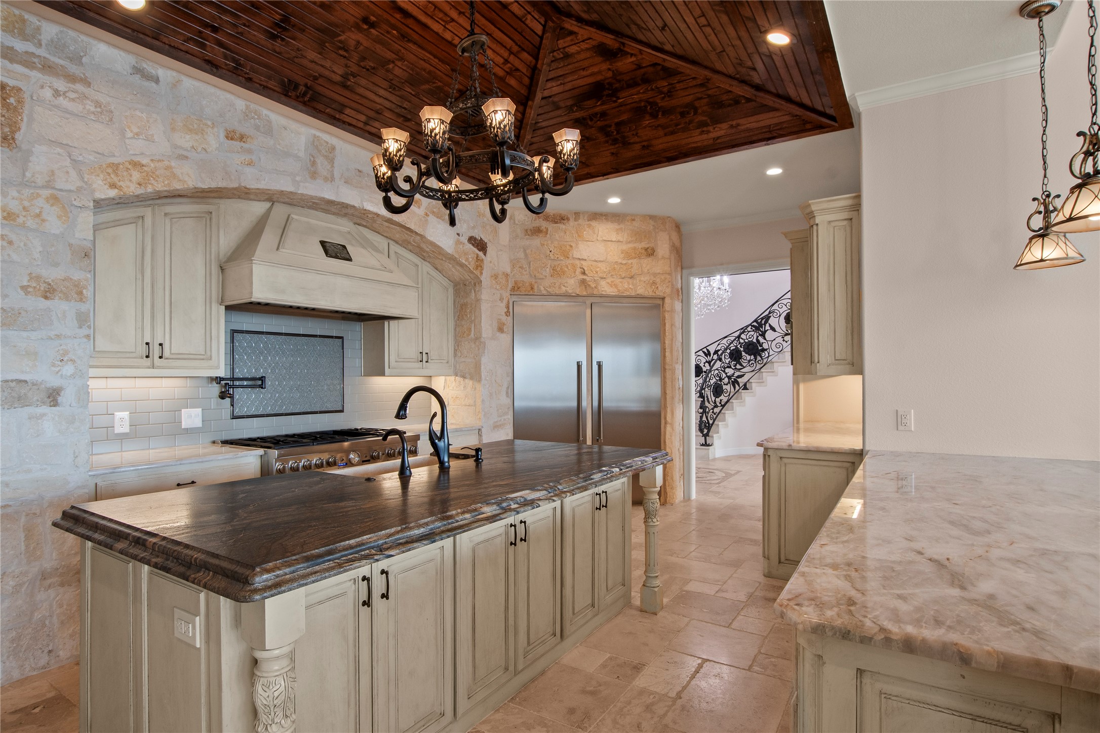 204 Pinnacle Club Place