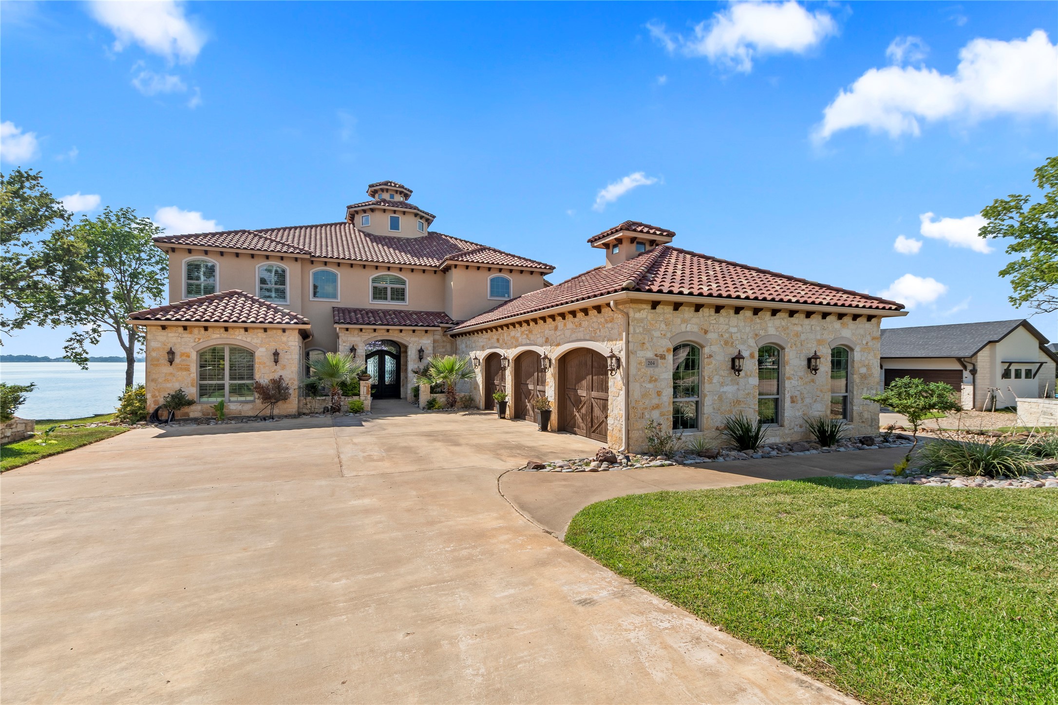 204 Pinnacle Club Place