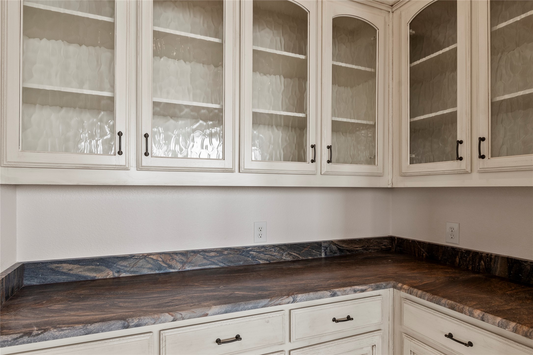 204 Pinnacle Club Place