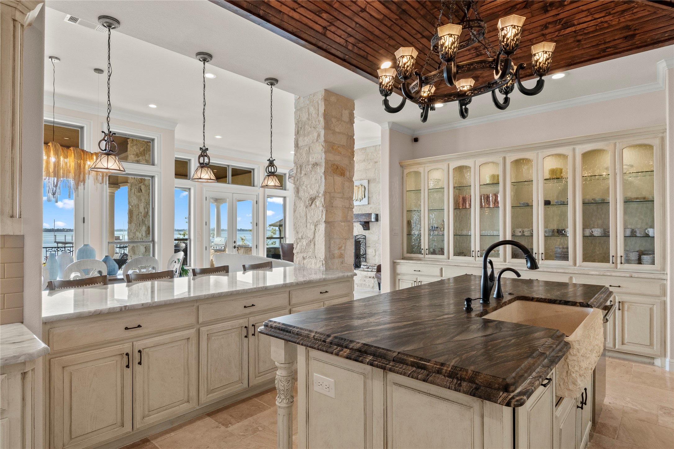 204 Pinnacle Club Place