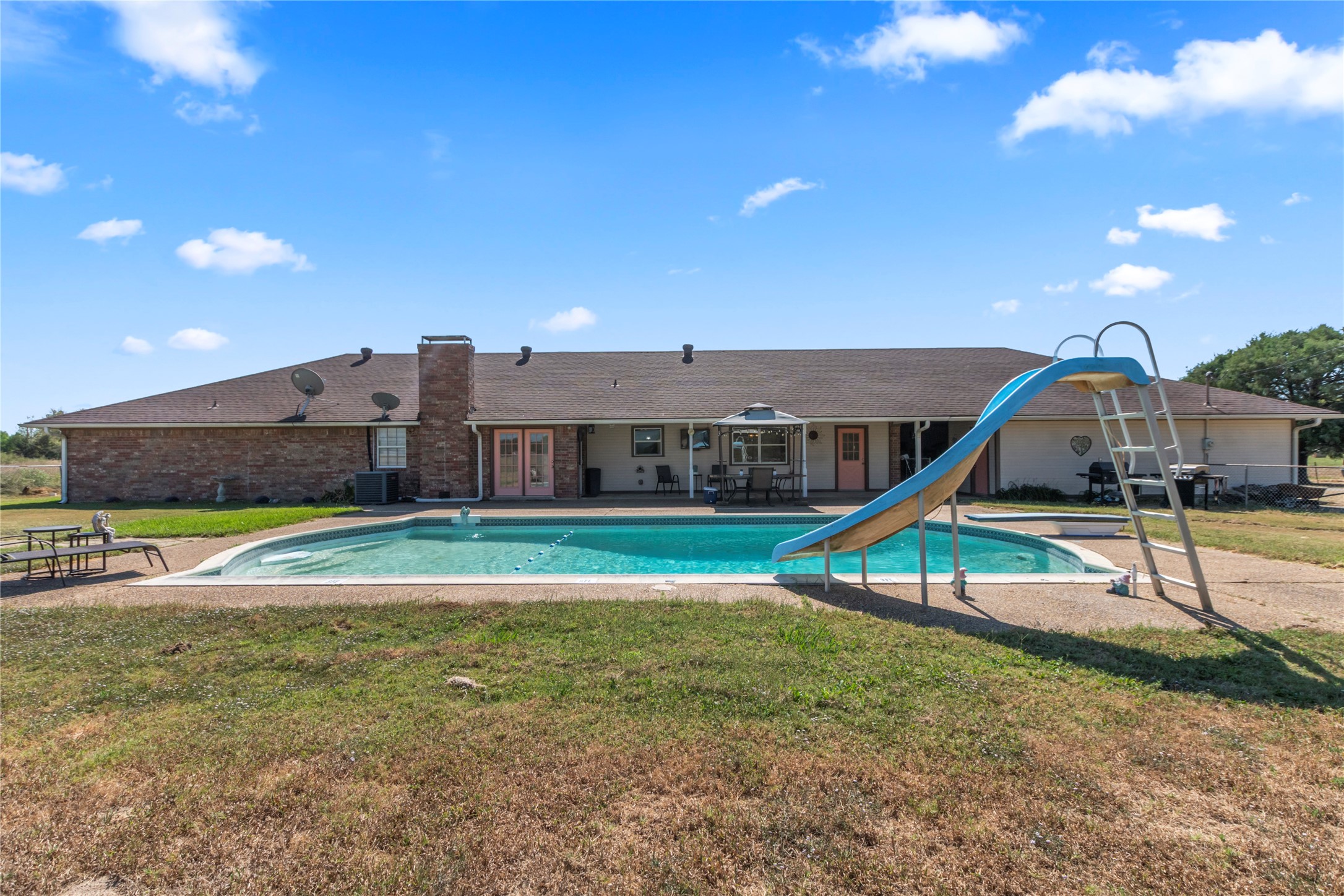 13818 County Road 2857