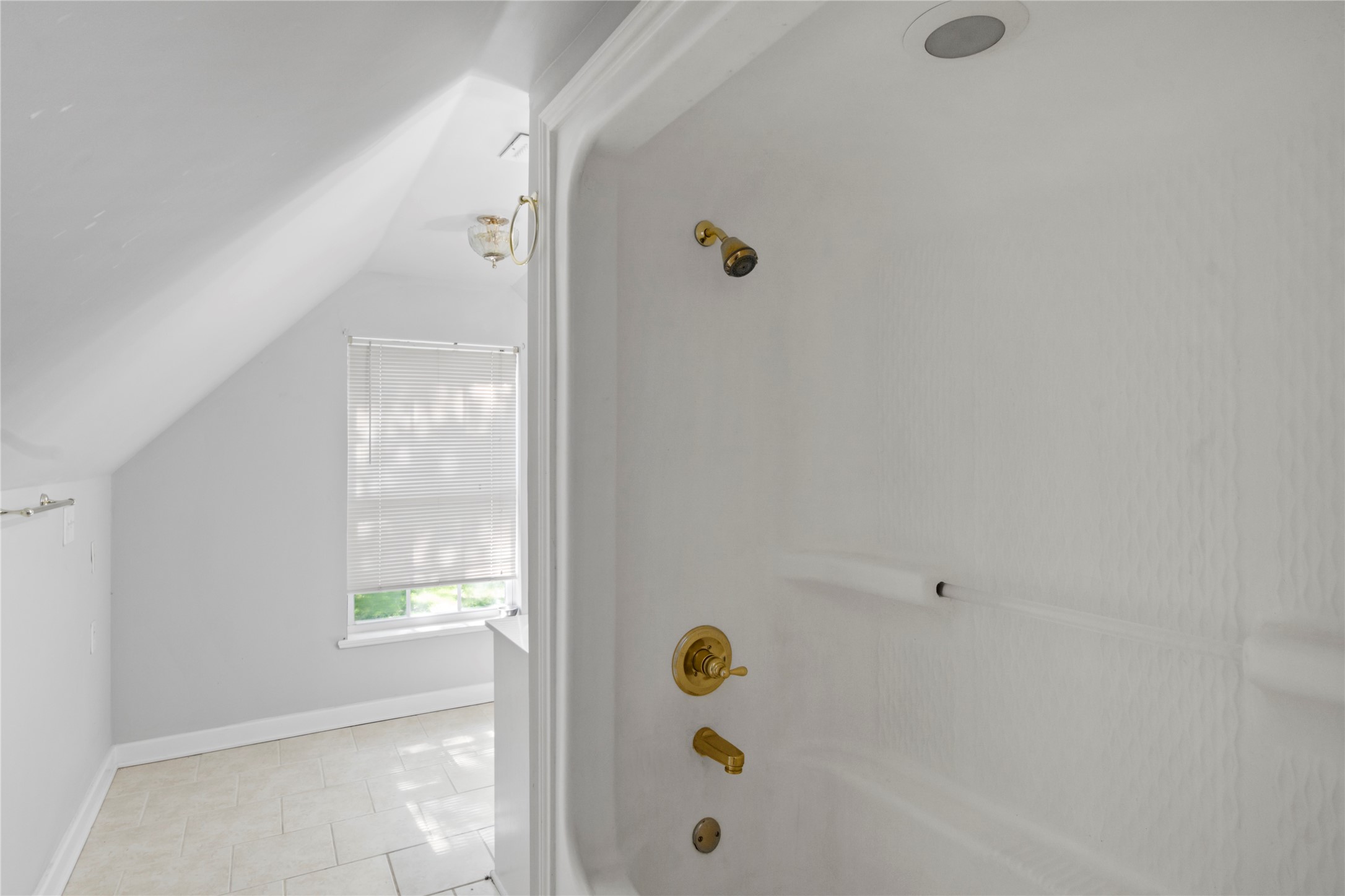 7600 County Road 3700