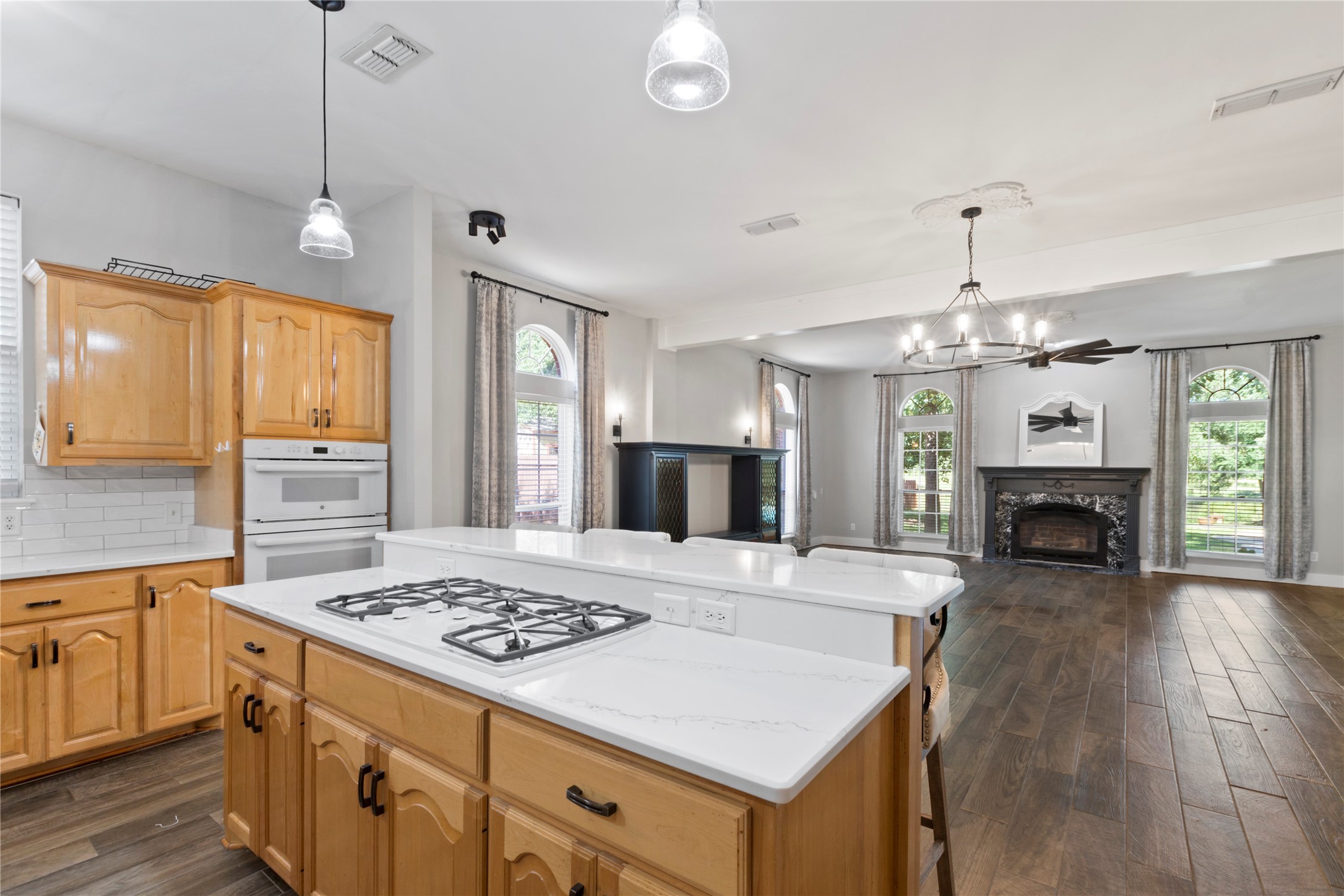 7600 County Road 3700