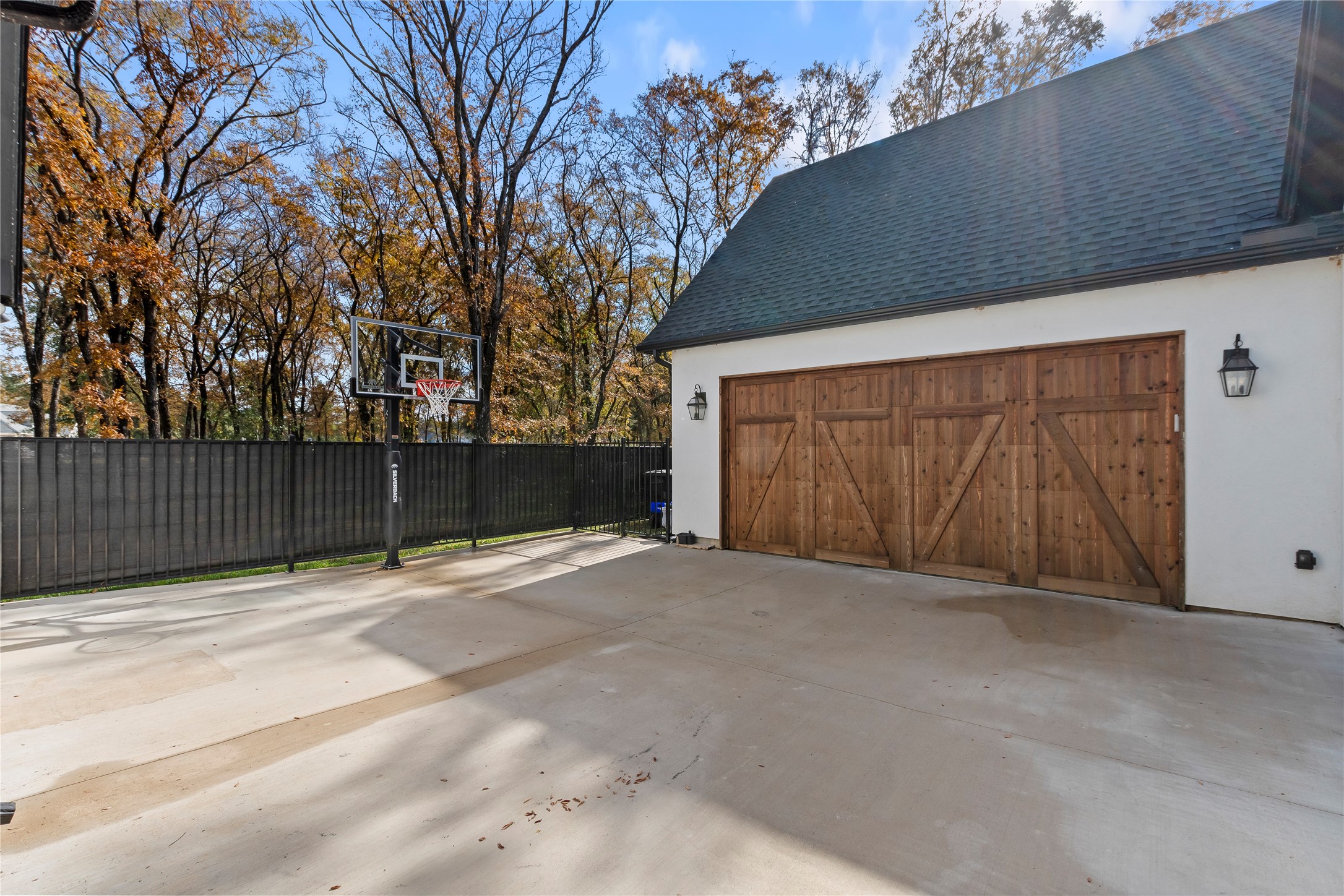 313 Cedar Creek Landing Lane