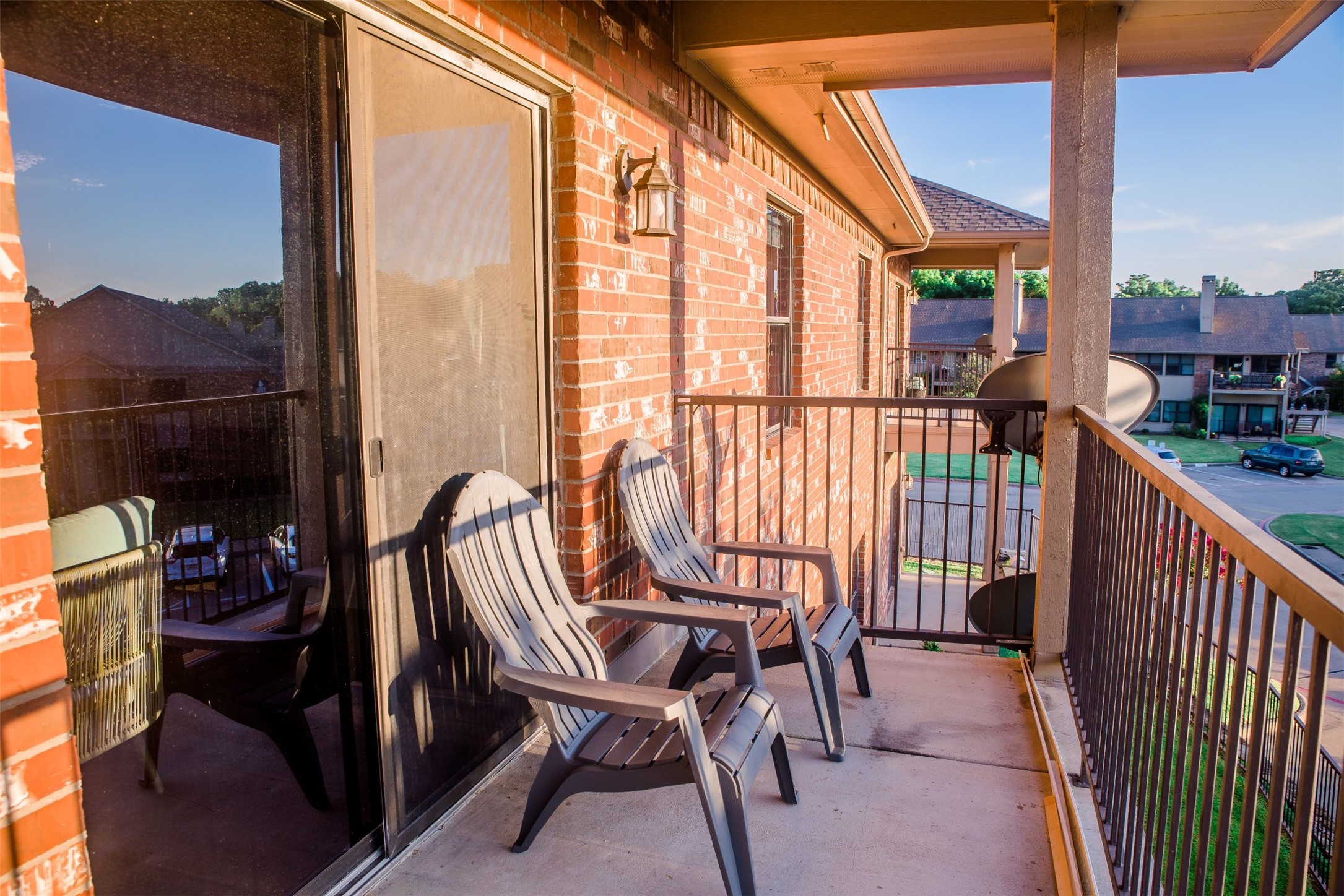 1889 Signal Ridge Place