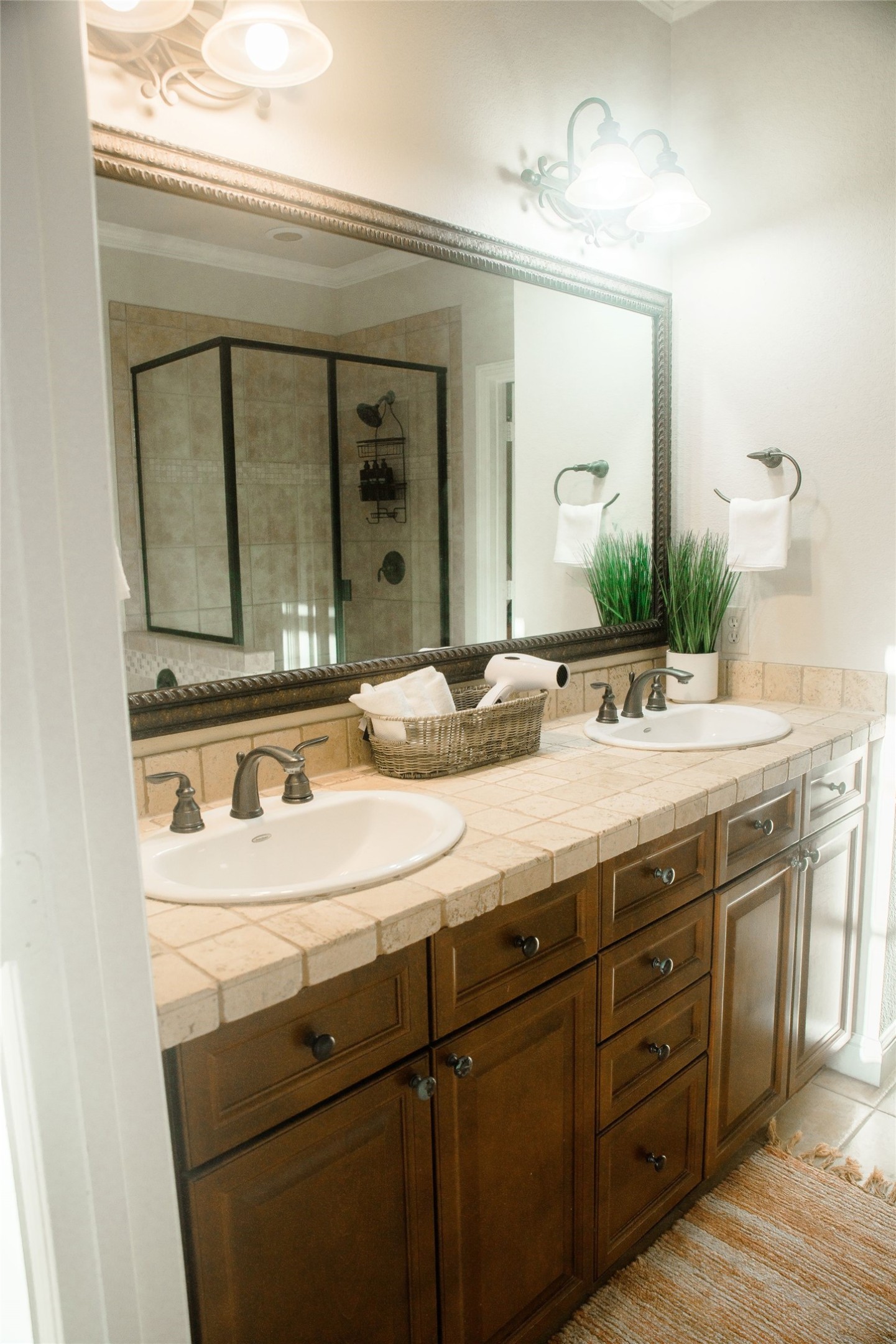 1889 Signal Ridge Place