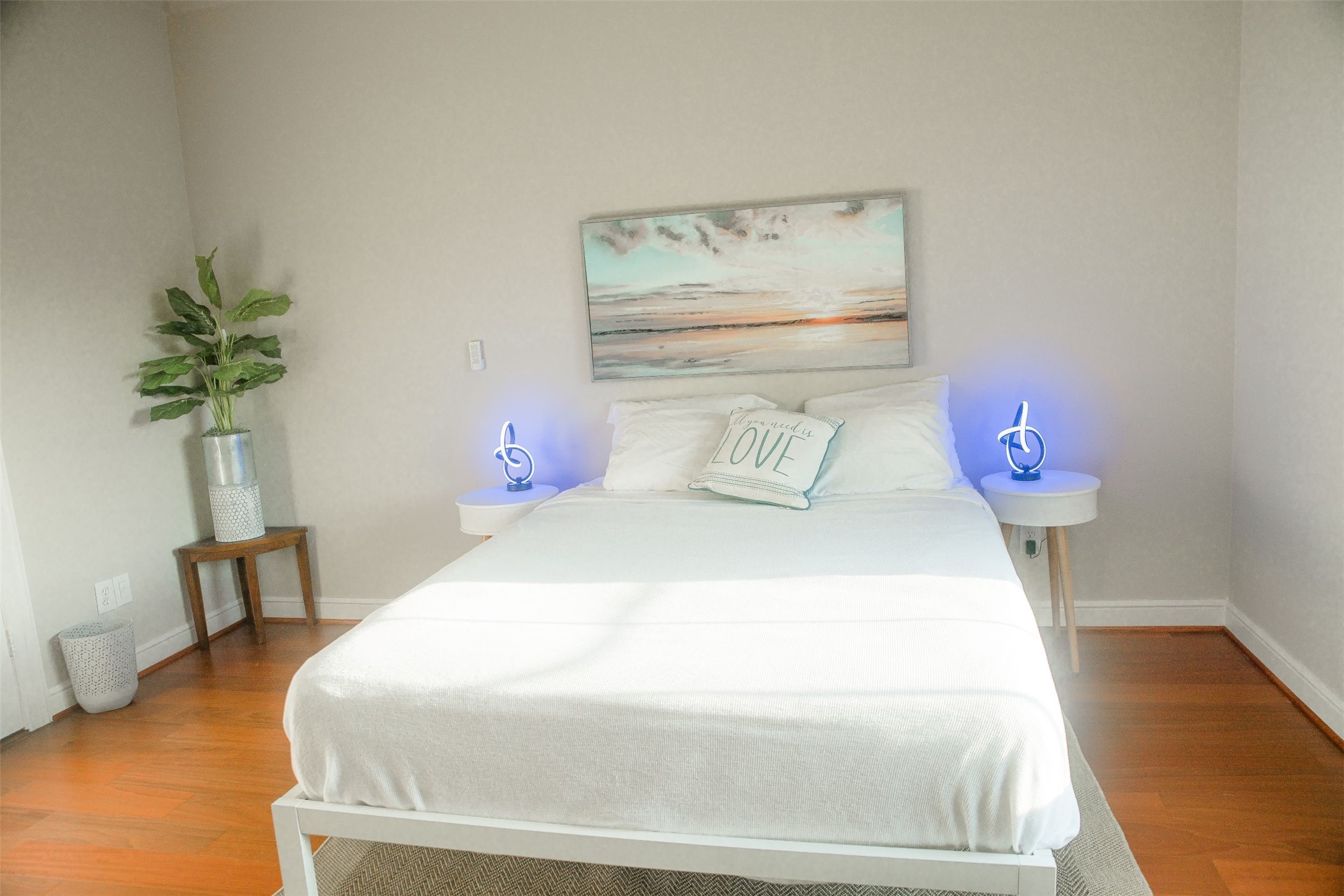 1889 Signal Ridge Place