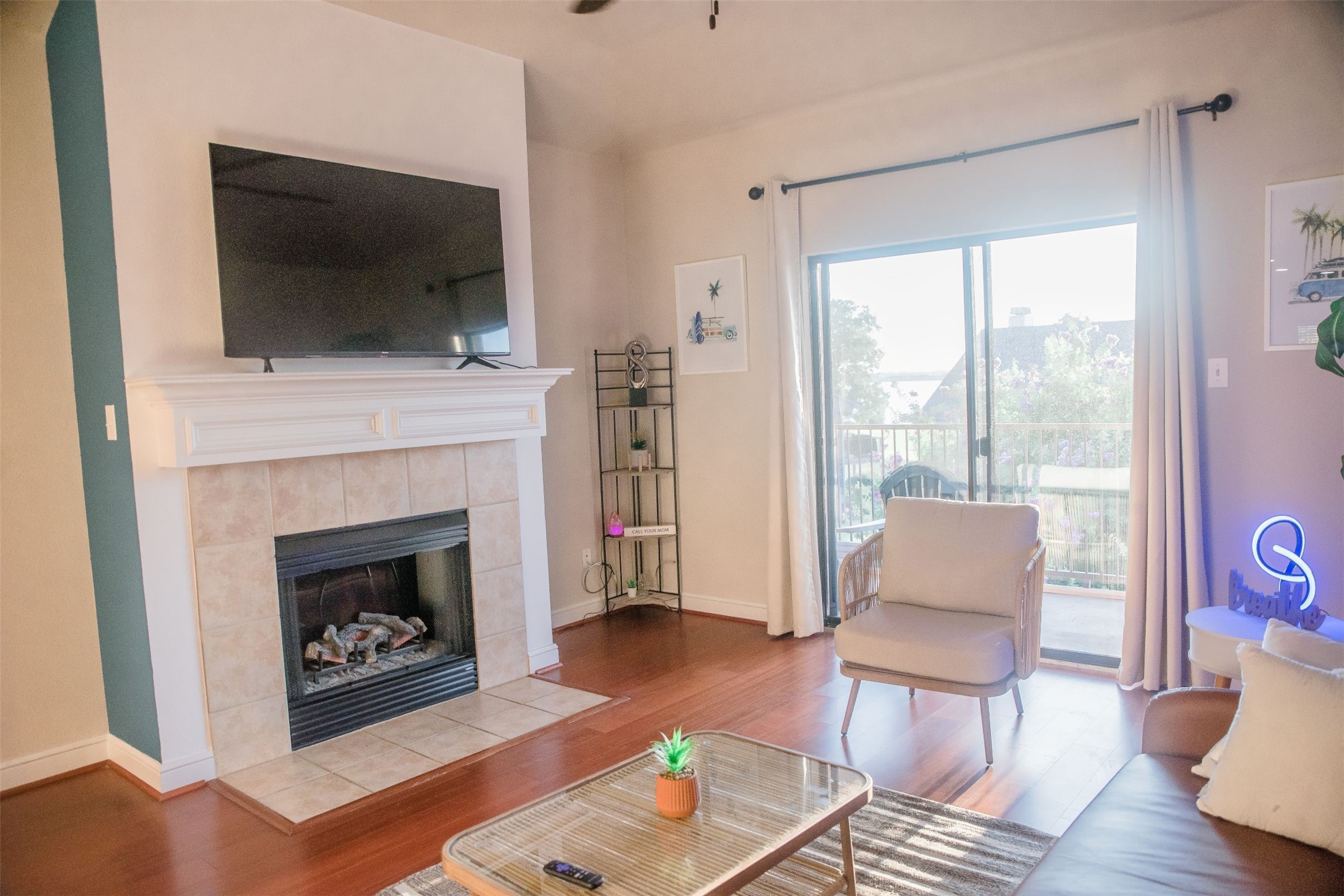 1889 Signal Ridge Place