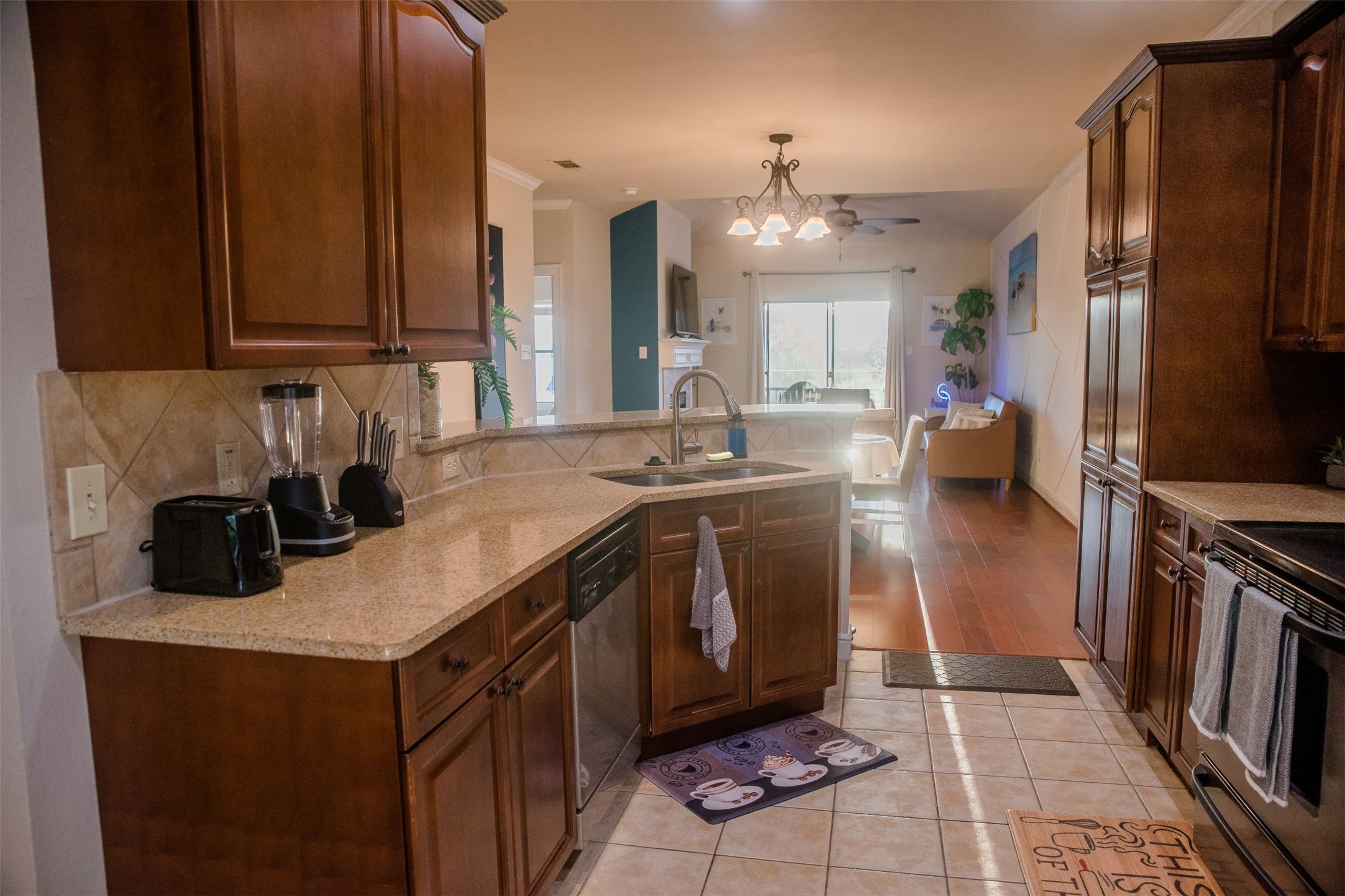 1889 Signal Ridge Place