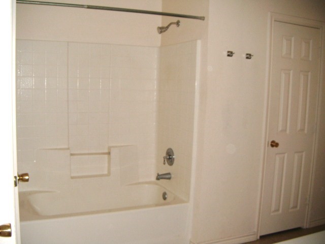 218 FLYING BRIDGE Drive