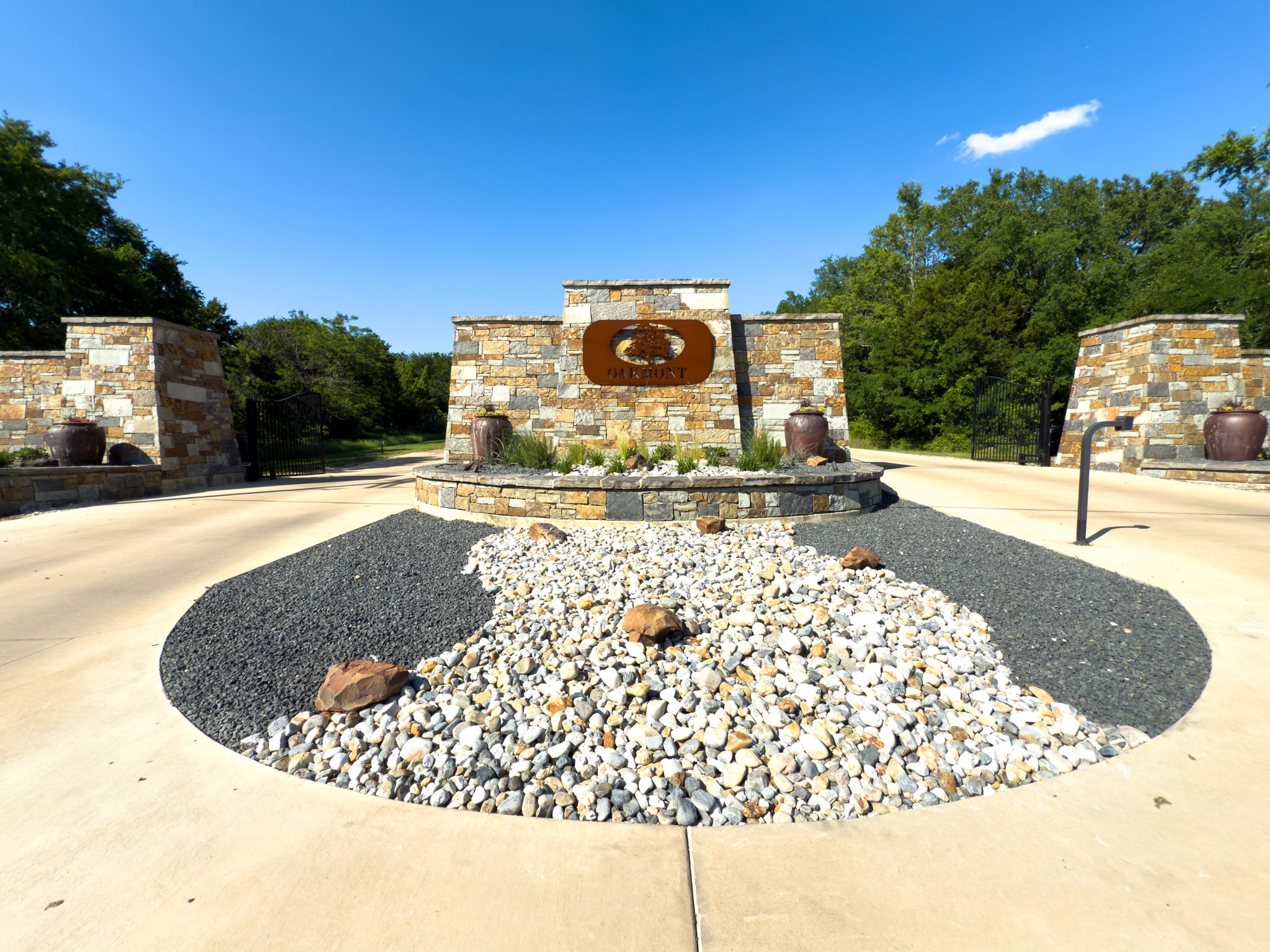 100 Oakmont Drive