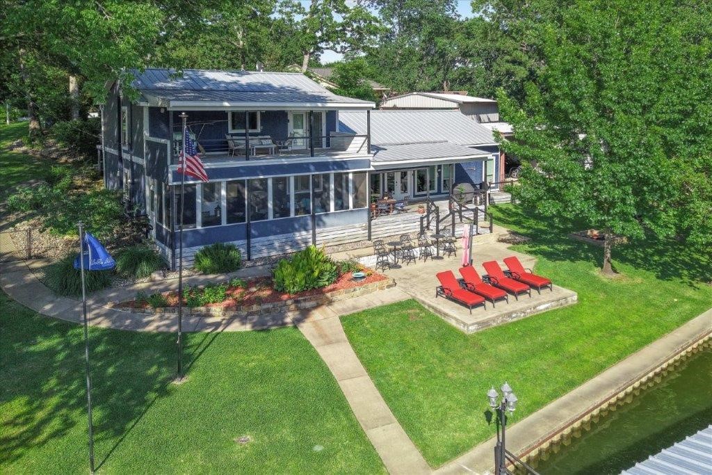 154 Bayside Circle