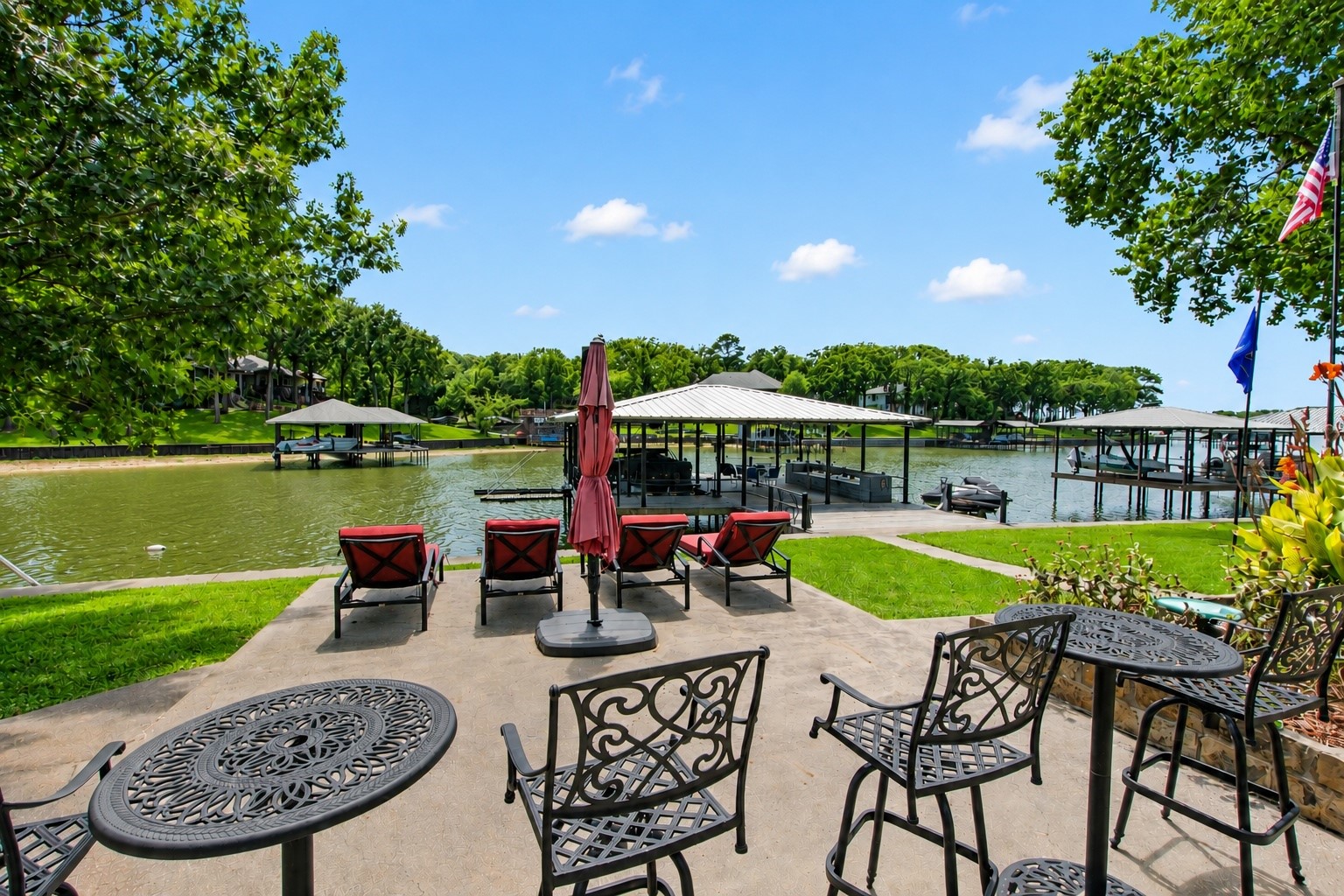 154 Bayside Circle