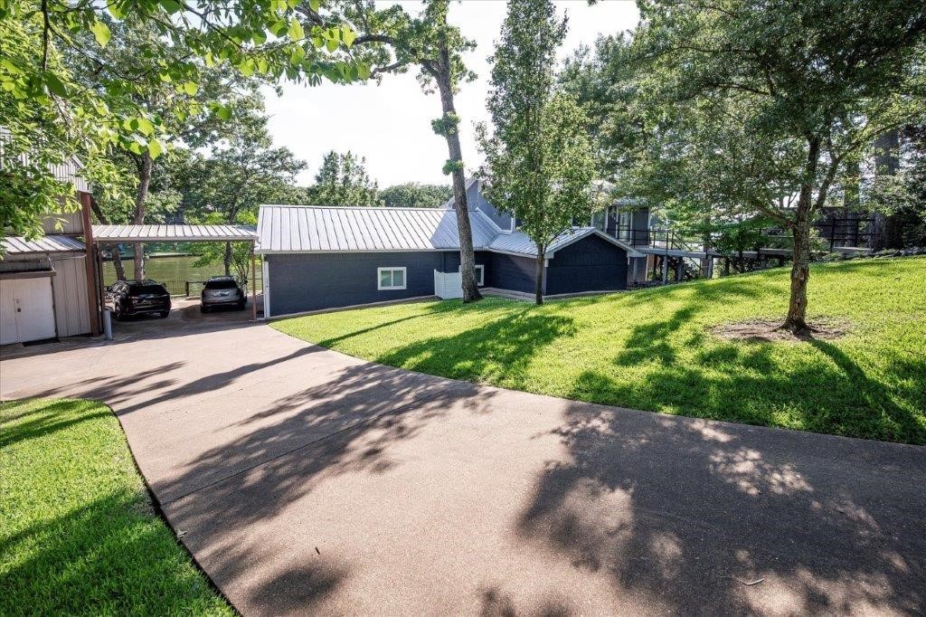 154 Bayside Circle