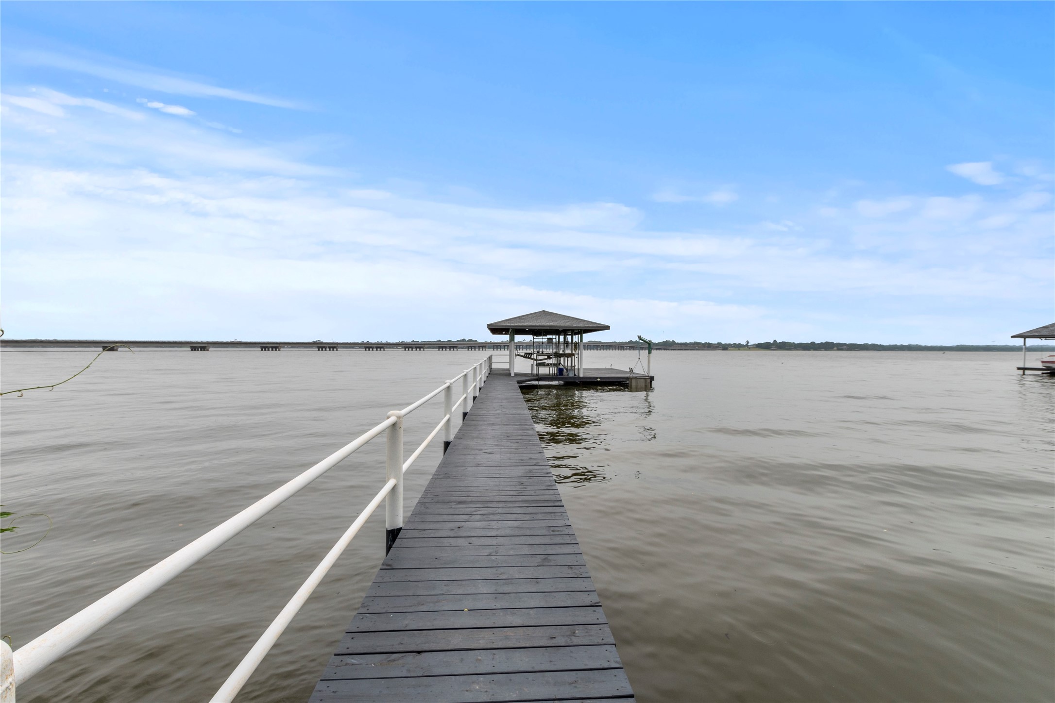 250 Whispering Oaks Trail