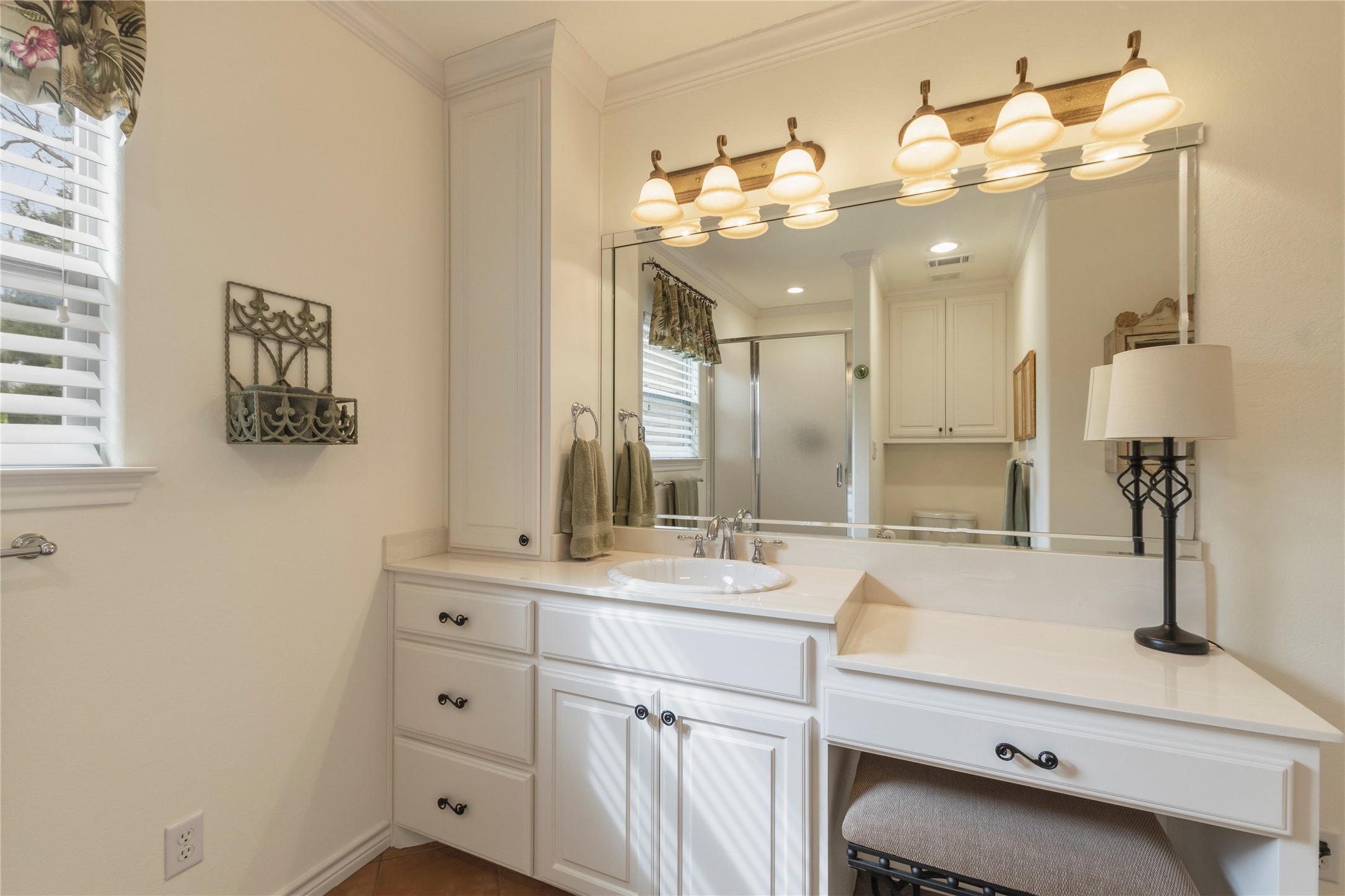 316 Bluebonnet Street