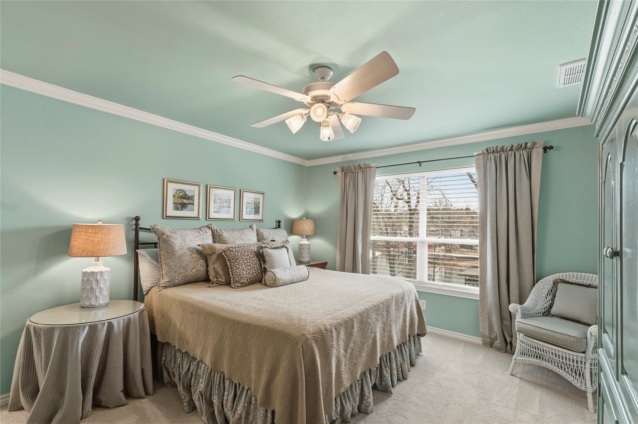 316 Bluebonnet Street