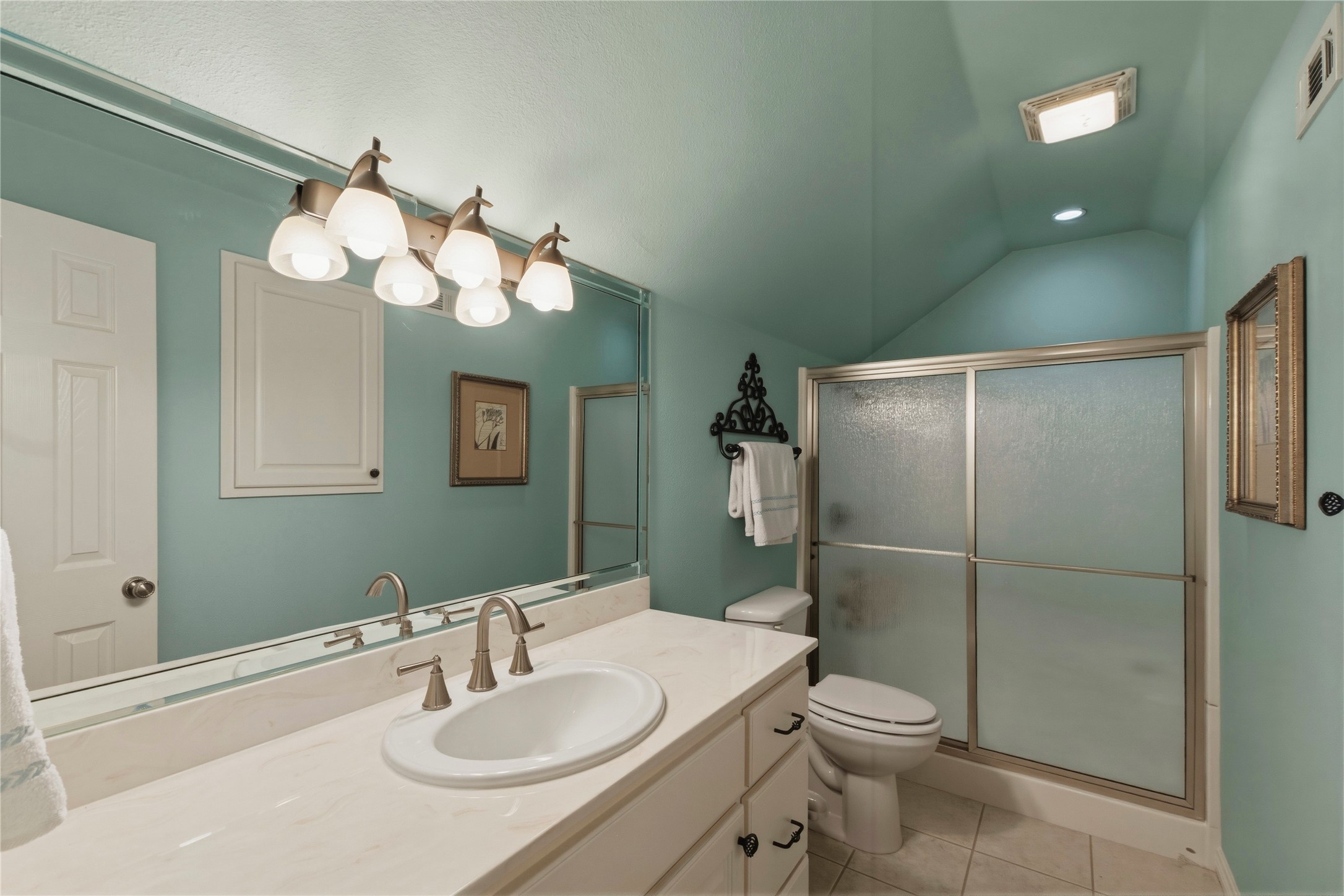 316 Bluebonnet Street