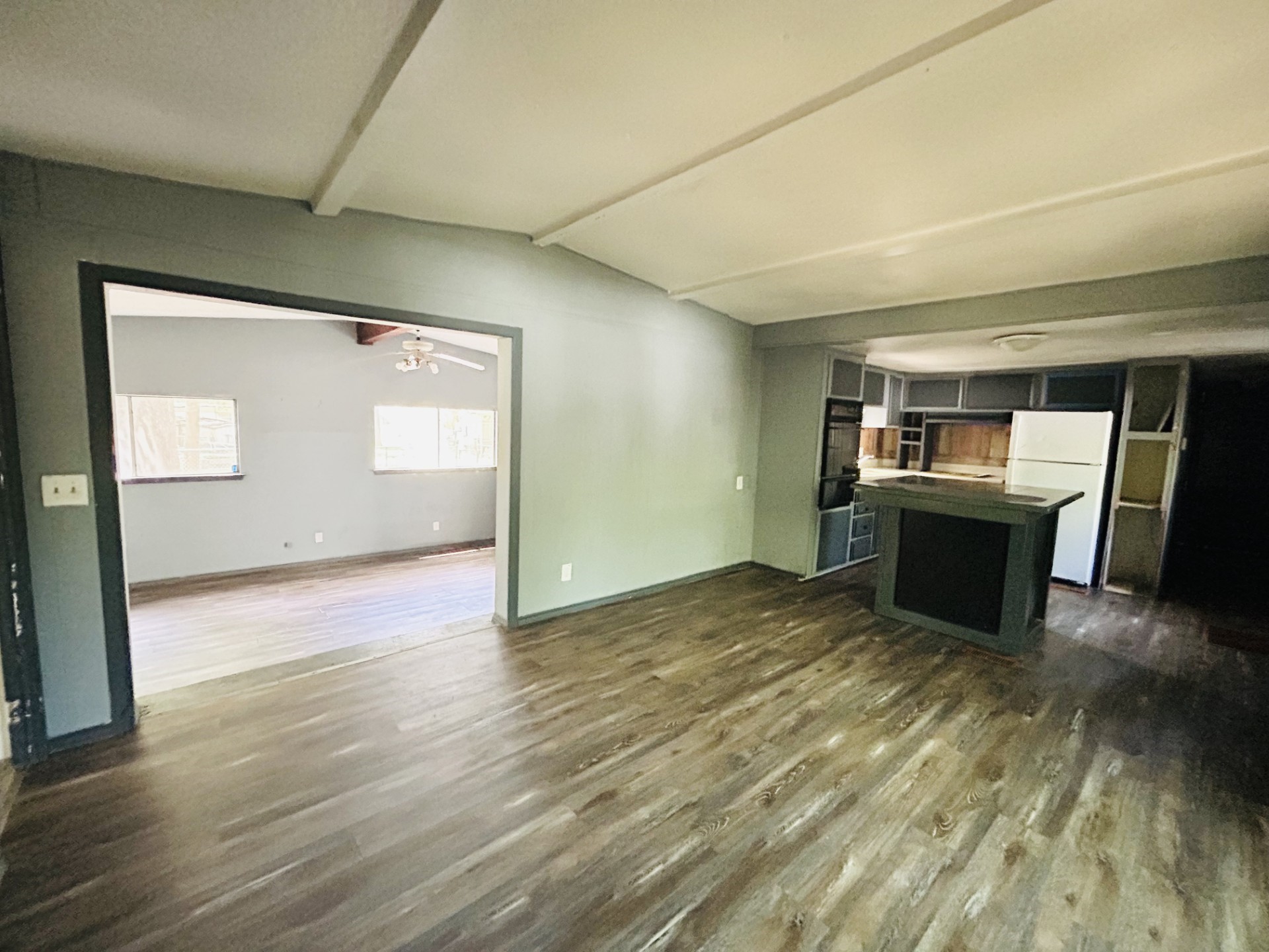 305 Live Oak Lane