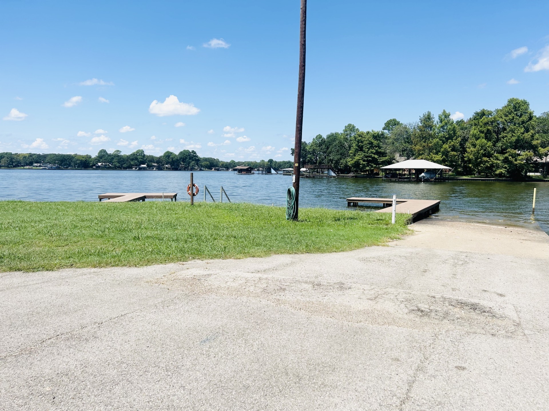 305 Live Oak Lane