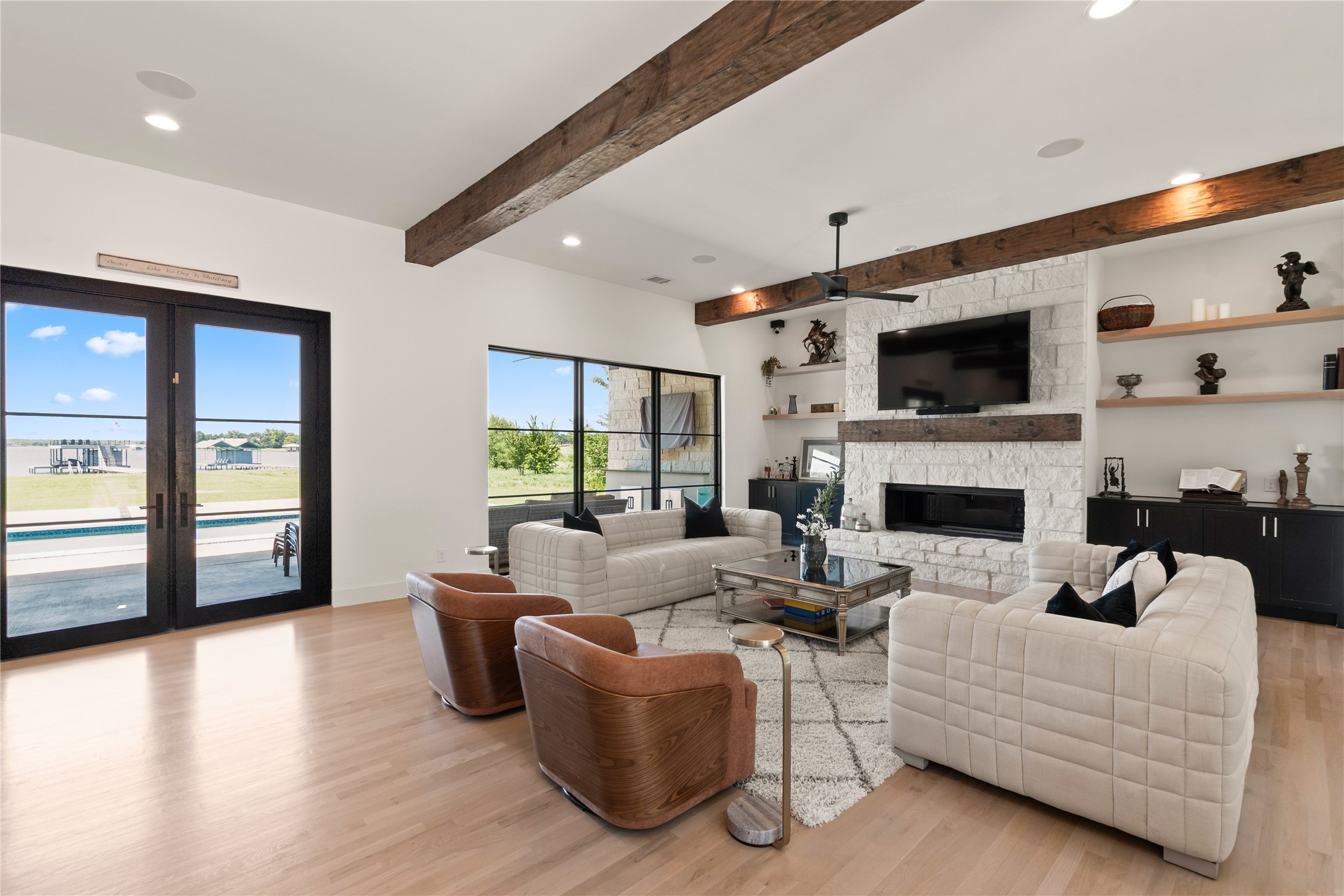 111 Sun Valley