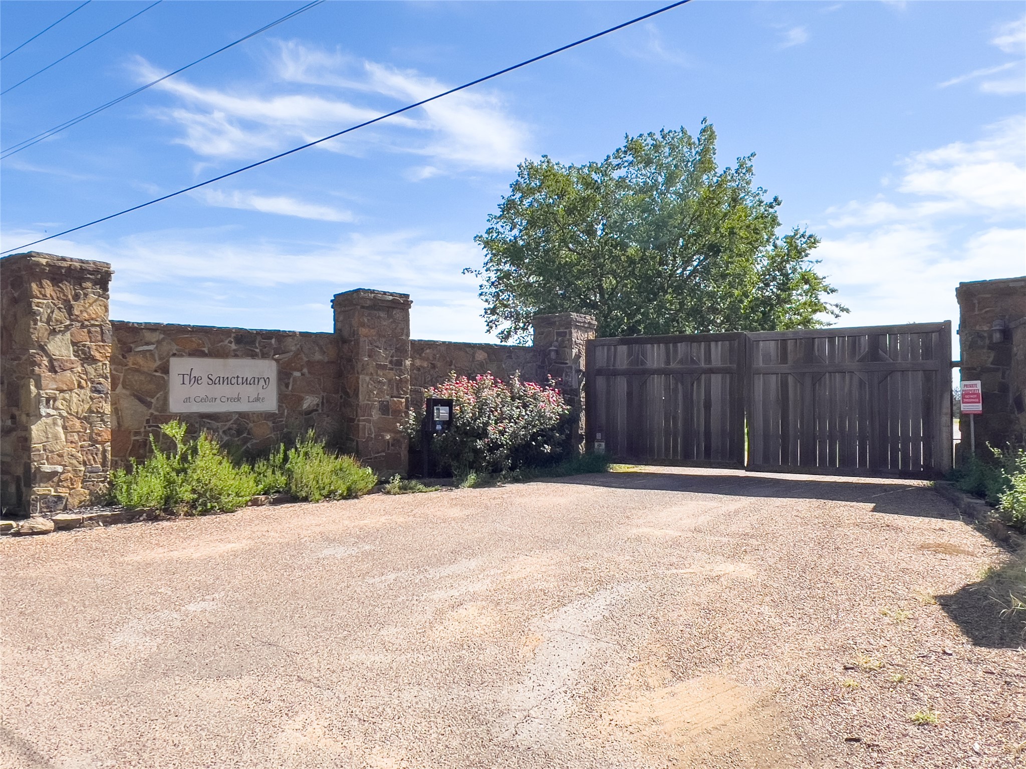 1801 Fox Hollow Lane