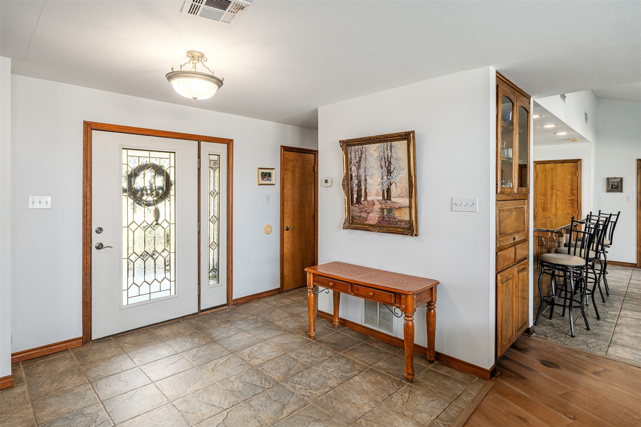 101 E Beverly Drive